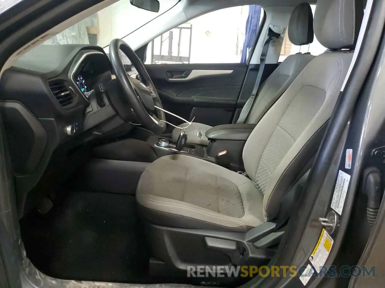7 Photograph of a damaged car 1FMCU0G66NUA43023 FORD ESCAPE 2022