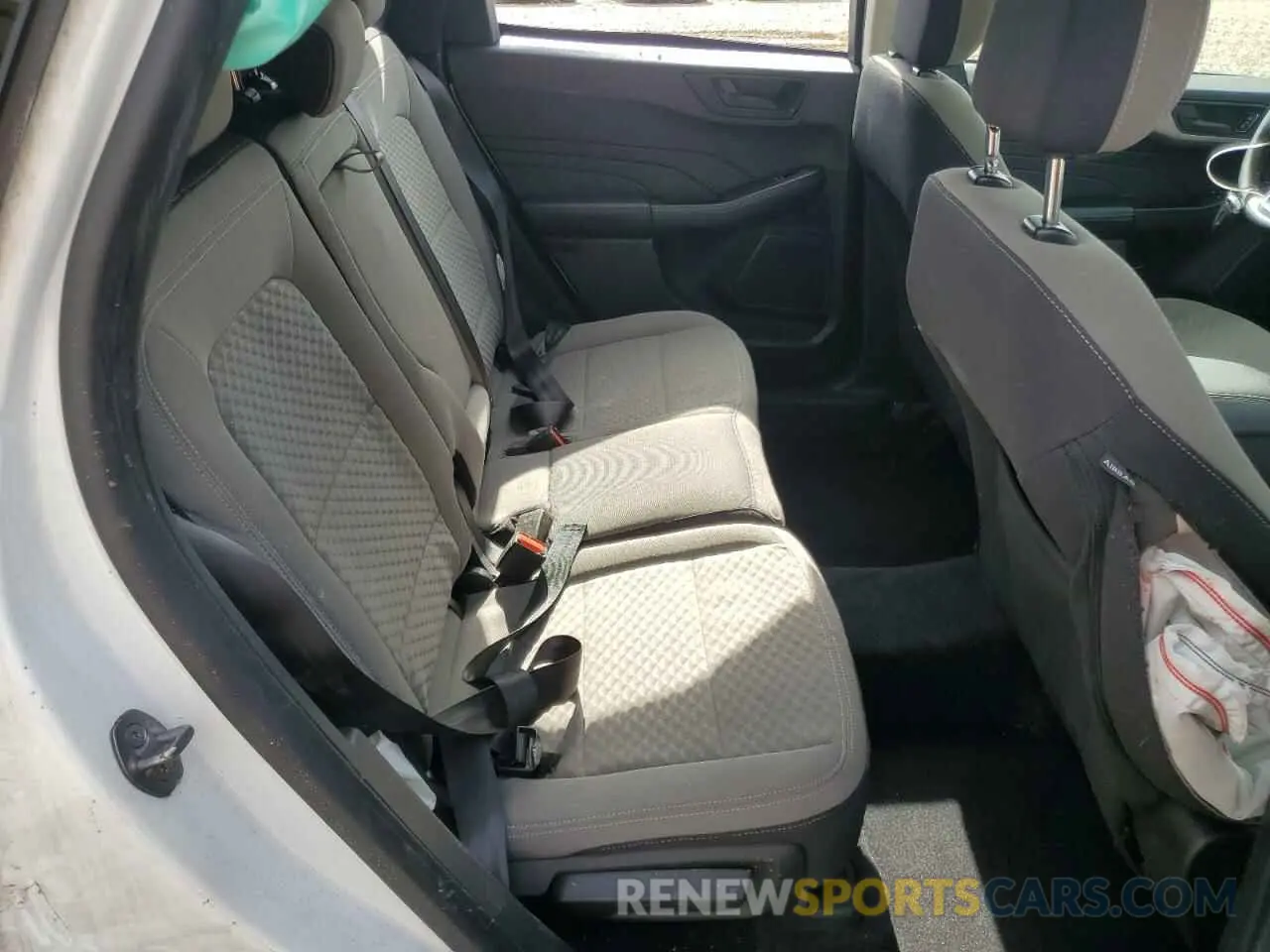 11 Фотография поврежденного автомобиля 1FMCU0G66NUB62397 FORD ESCAPE 2022