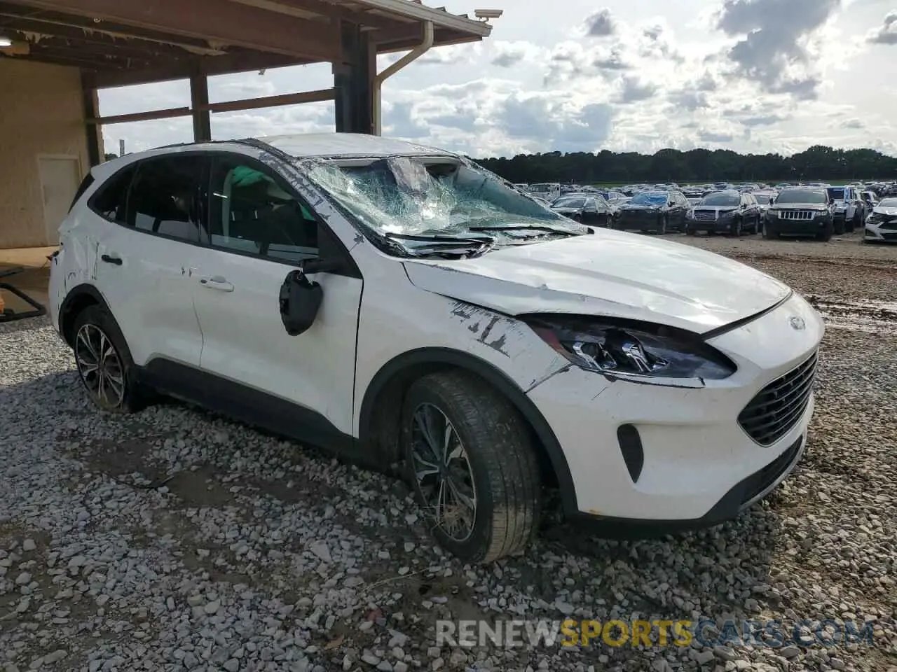 4 Фотография поврежденного автомобиля 1FMCU0G66NUB62397 FORD ESCAPE 2022