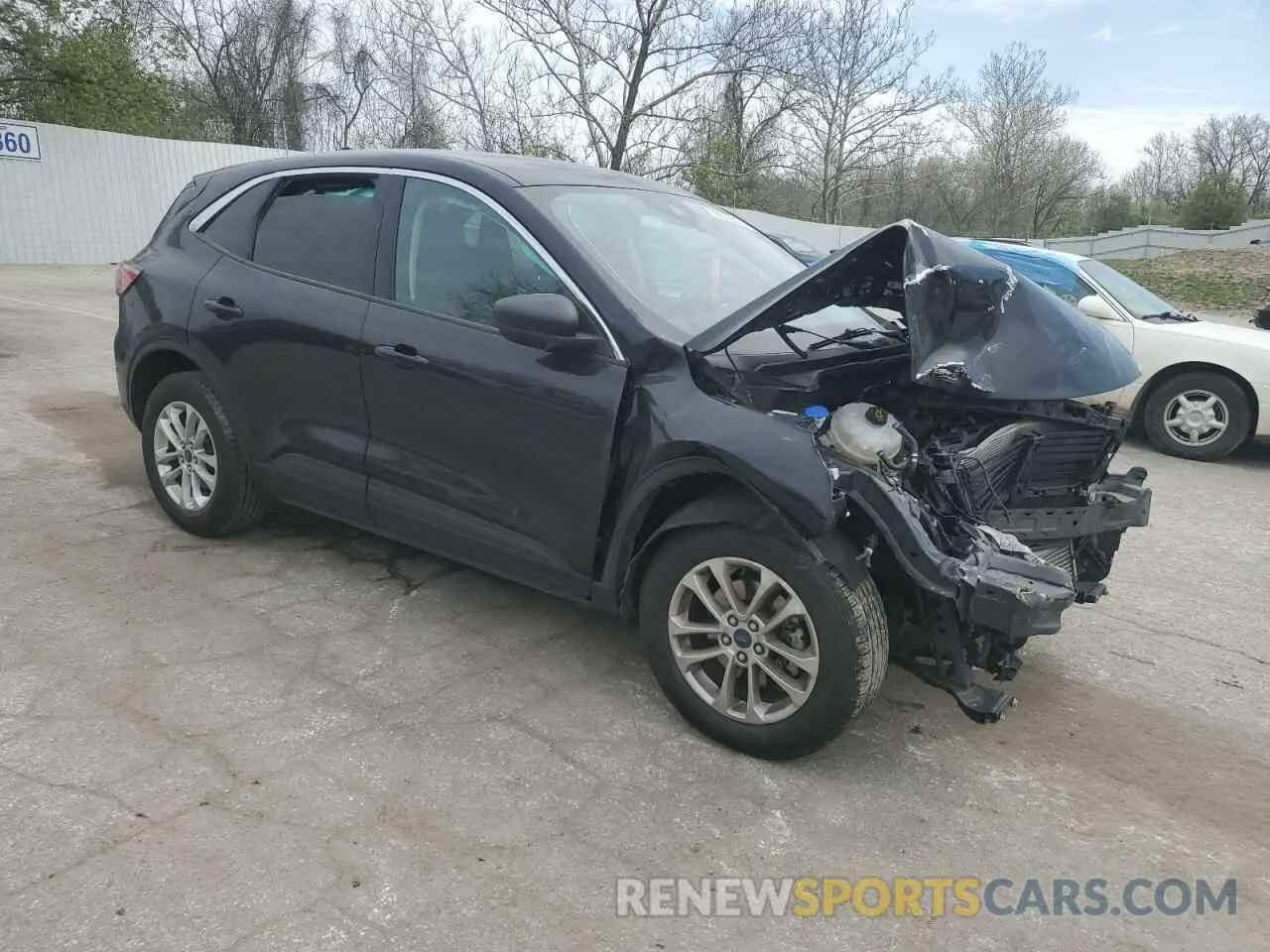 4 Фотография поврежденного автомобиля 1FMCU0G67NUA45864 FORD ESCAPE 2022