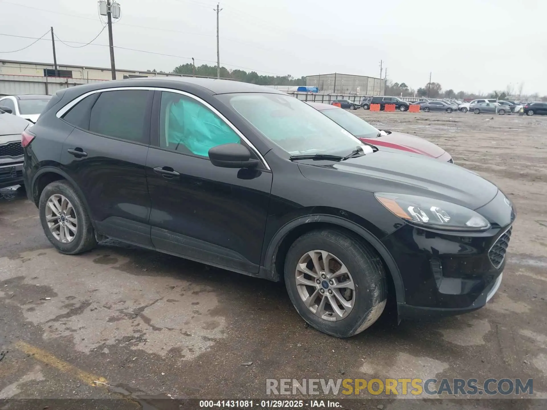 1 Photograph of a damaged car 1FMCU0G67NUA55813 FORD ESCAPE 2022