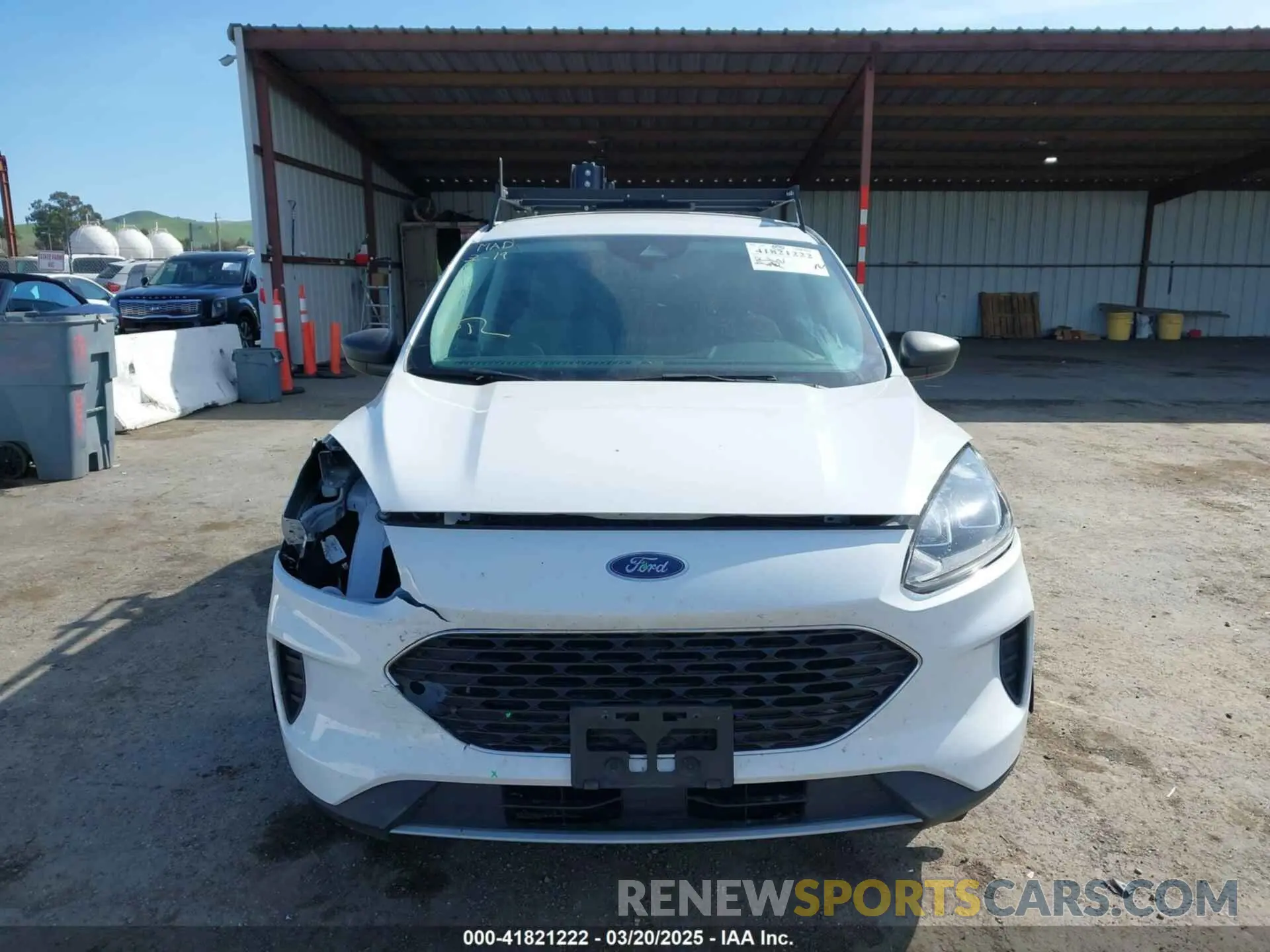 13 Photograph of a damaged car 1FMCU0G68NUA66965 FORD ESCAPE 2022