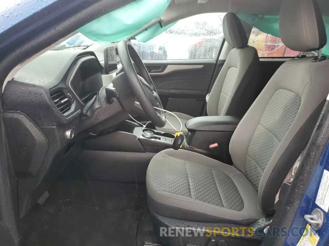 7 Photograph of a damaged car 1FMCU0G68NUA73317 FORD ESCAPE 2022