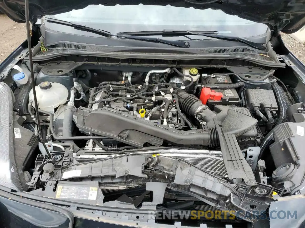 11 Photograph of a damaged car 1FMCU0G68NUC02981 FORD ESCAPE 2022