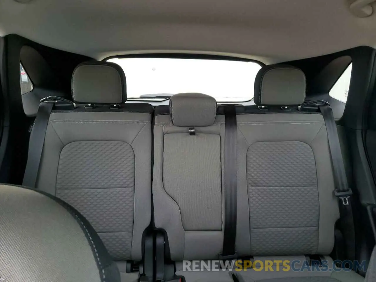 10 Фотография поврежденного автомобиля 1FMCU0G69NUB29362 FORD ESCAPE 2022