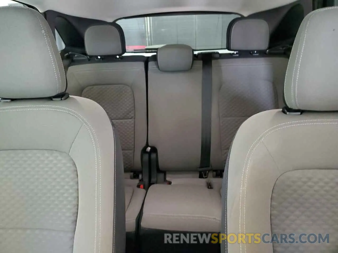10 Фотография поврежденного автомобиля 1FMCU0G69NUB31936 FORD ESCAPE 2022