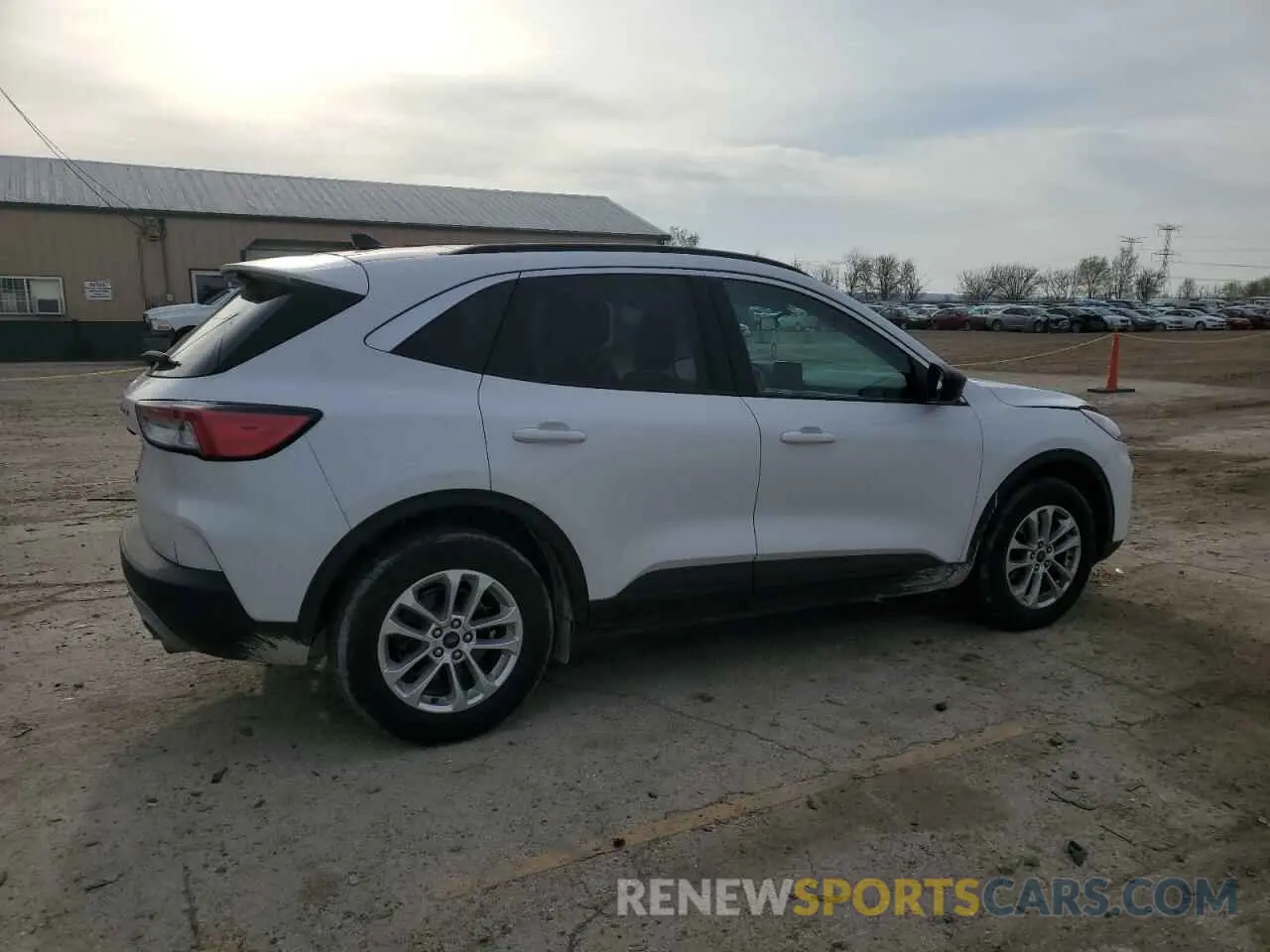 3 Фотография поврежденного автомобиля 1FMCU0G6XNUA05231 FORD ESCAPE 2022