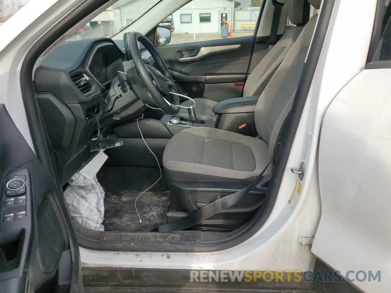 7 Фотография поврежденного автомобиля 1FMCU0G6XNUA05231 FORD ESCAPE 2022