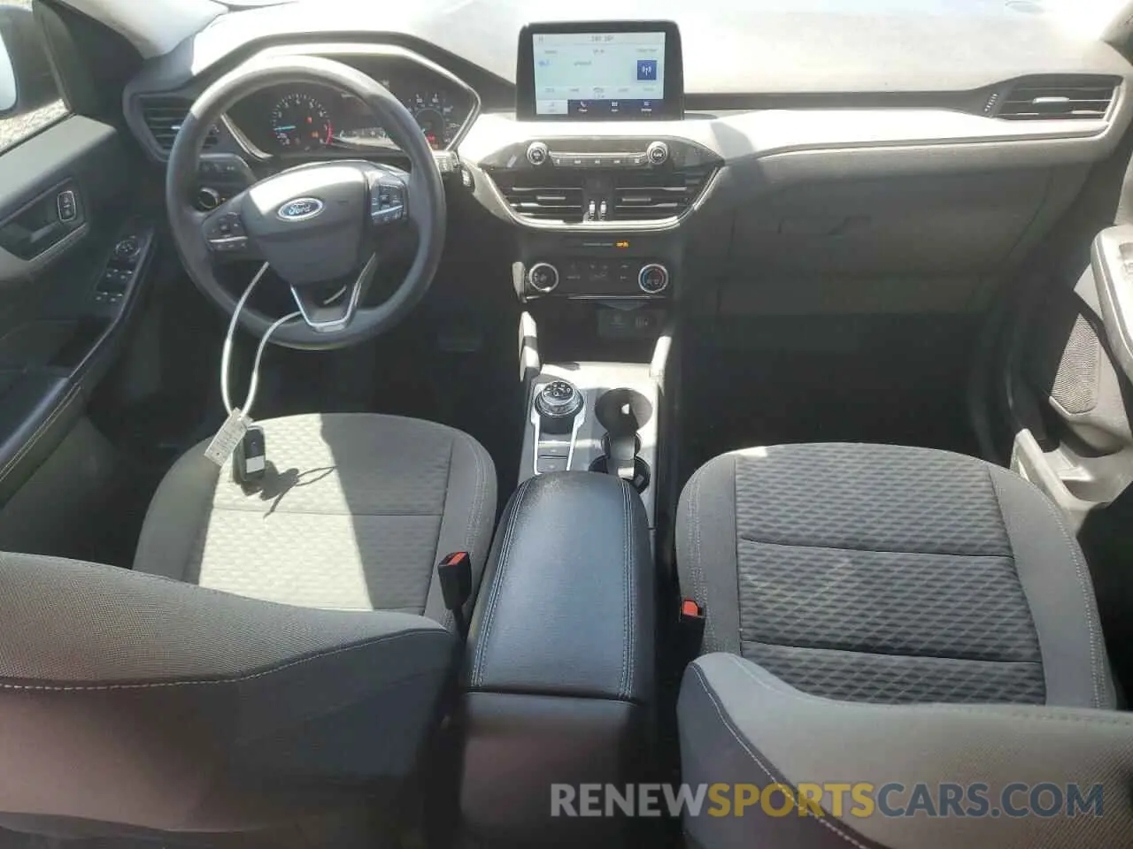 8 Фотография поврежденного автомобиля 1FMCU0G6XNUA10140 FORD ESCAPE 2022
