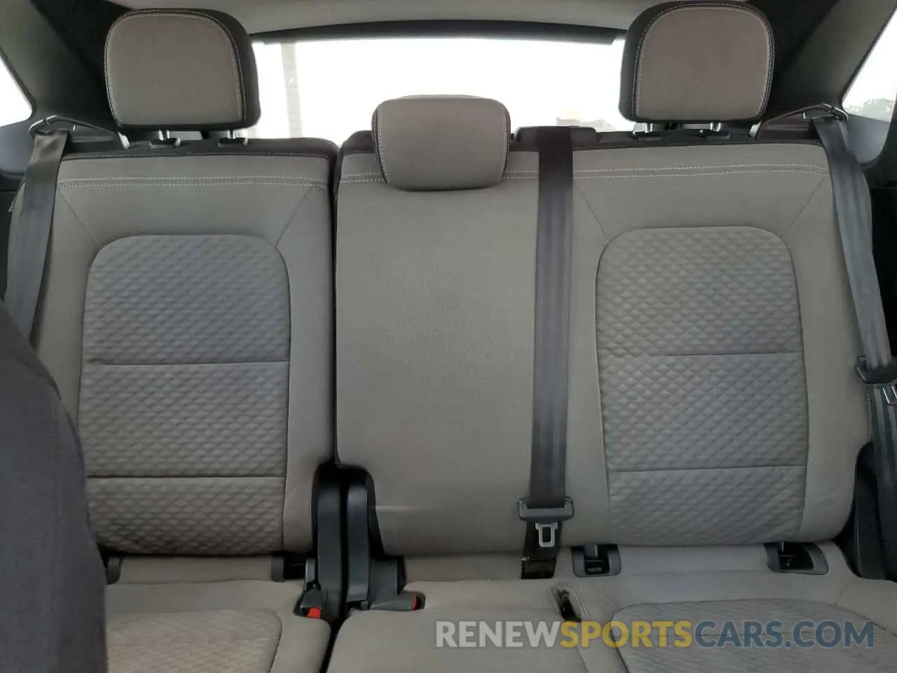 10 Фотография поврежденного автомобиля 1FMCU0G6XNUA45857 FORD ESCAPE 2022