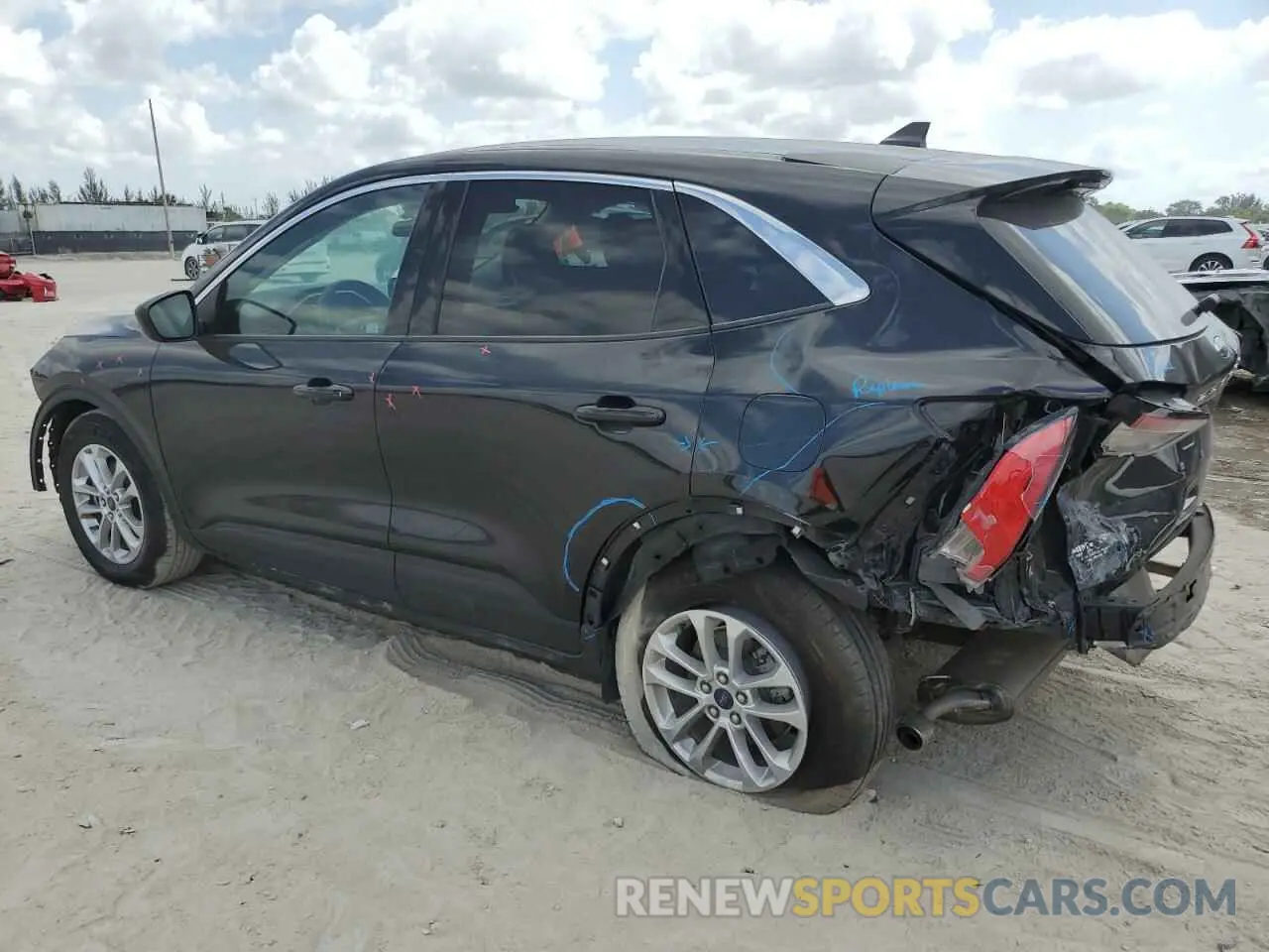2 Фотография поврежденного автомобиля 1FMCU0G6XNUA45857 FORD ESCAPE 2022