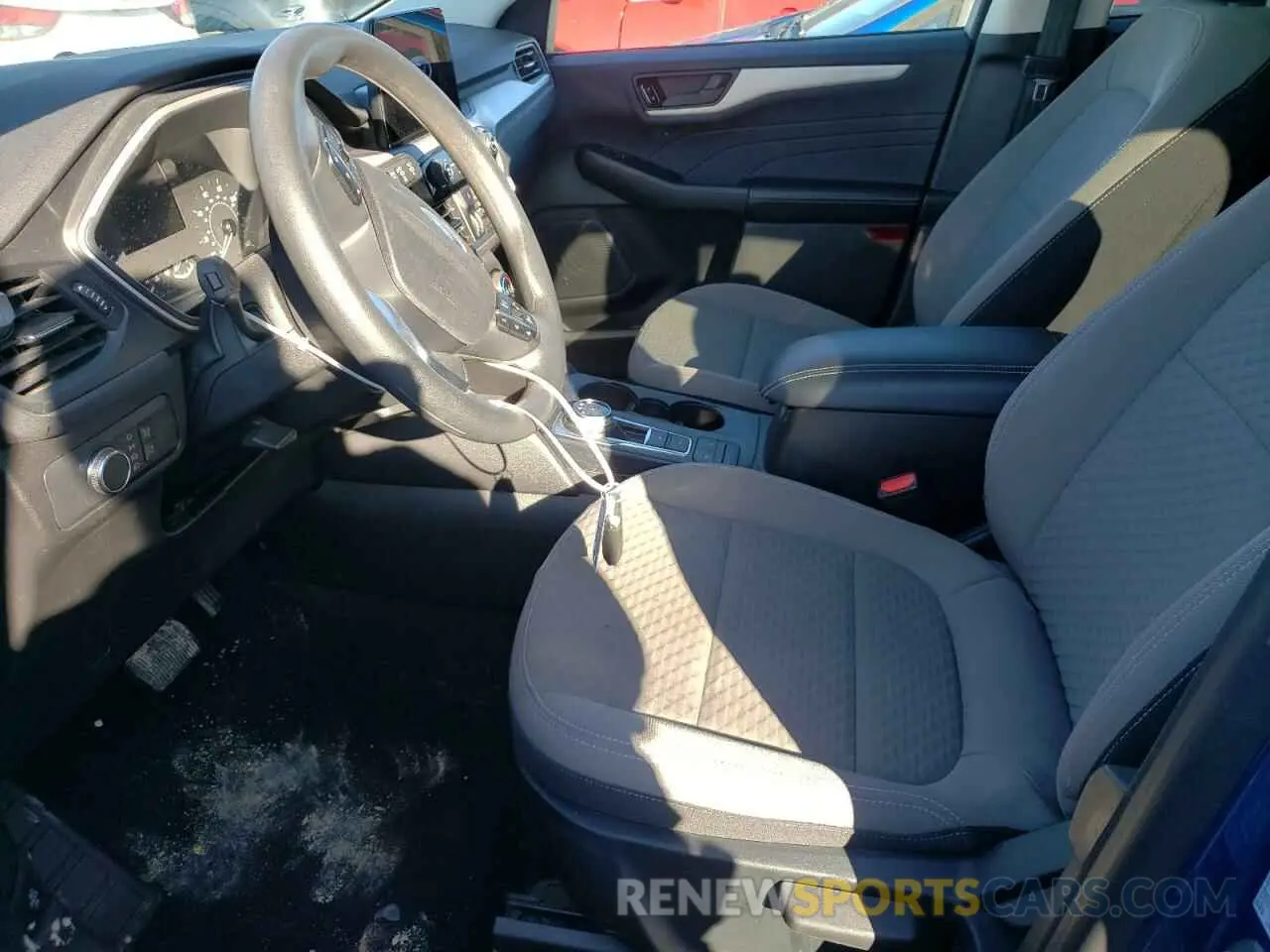 7 Фотография поврежденного автомобиля 1FMCU0G6XNUB63214 FORD ESCAPE 2022