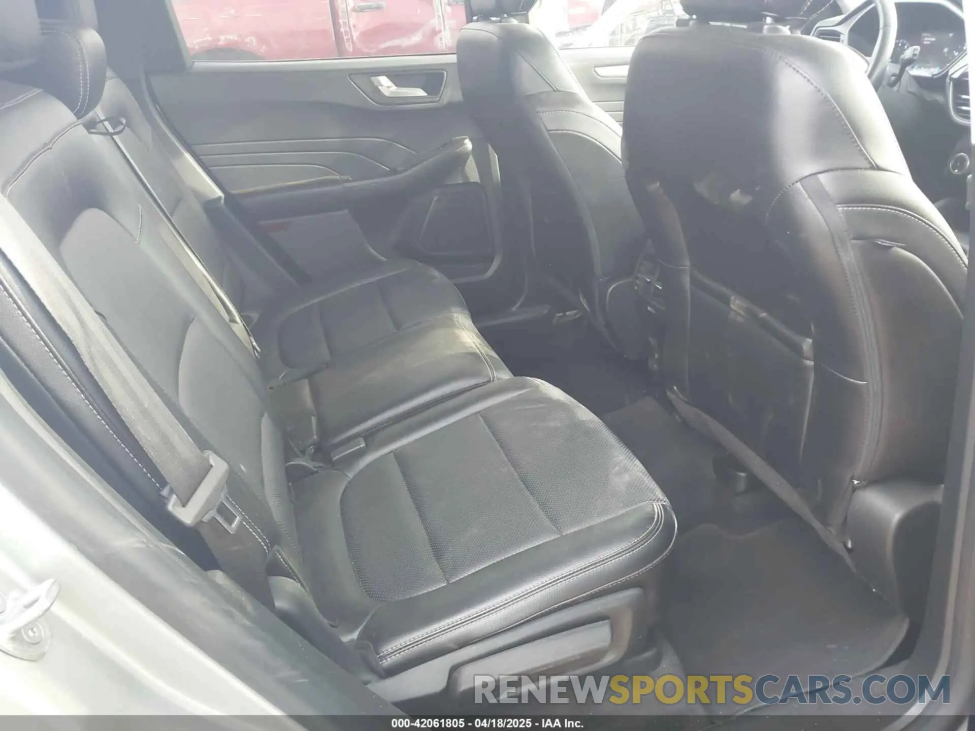 8 Photograph of a damaged car 1FMCU0H62NUA17825 FORD ESCAPE 2022