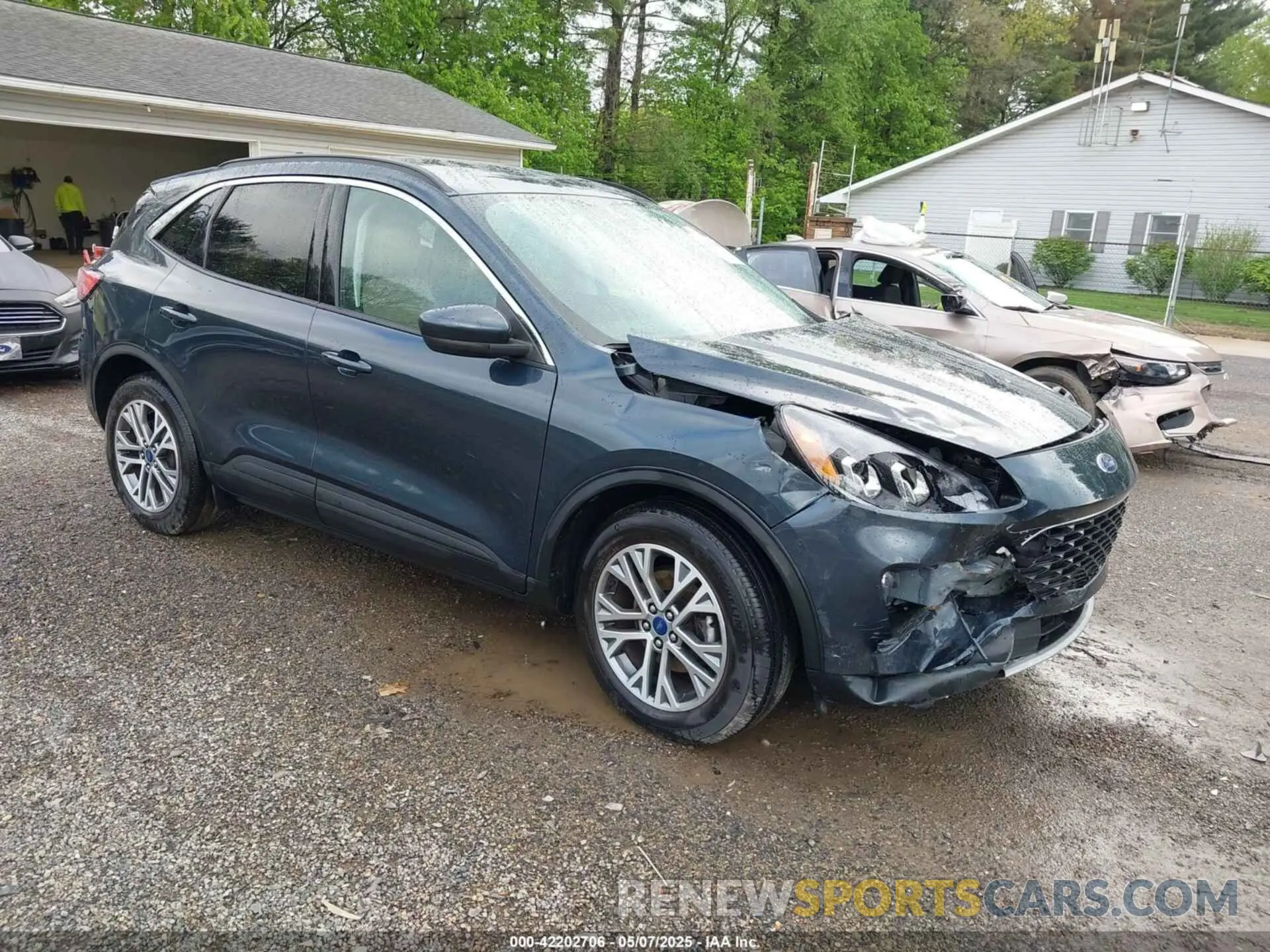 1 Photograph of a damaged car 1FMCU0H62NUB84864 FORD ESCAPE 2022