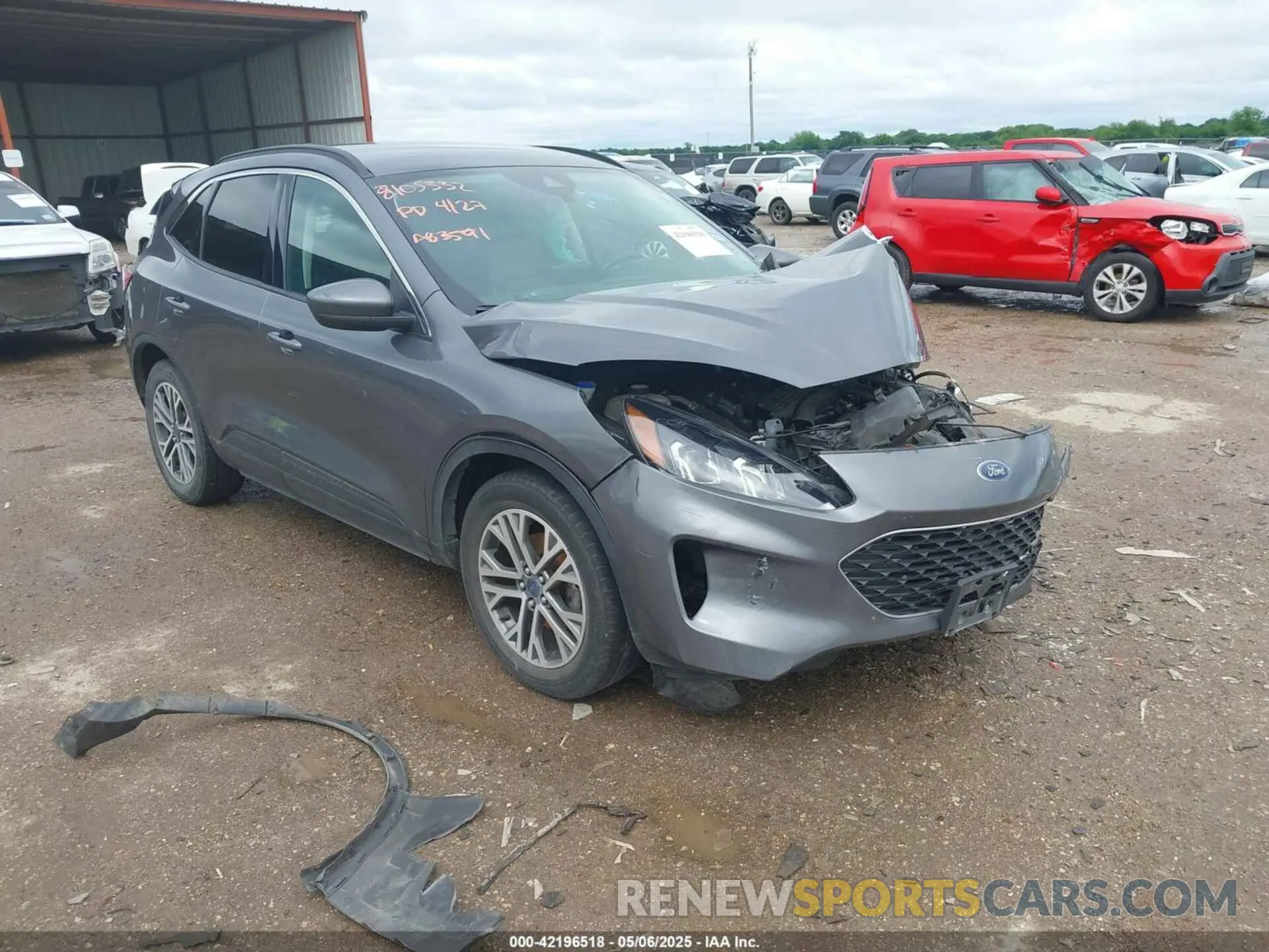 1 Photograph of a damaged car 1FMCU0H63NUA83591 FORD ESCAPE 2022