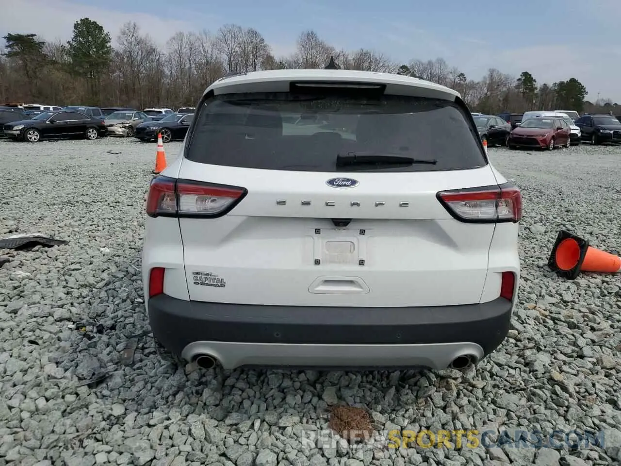 6 Photograph of a damaged car 1FMCU0H67NUA53896 FORD ESCAPE 2022
