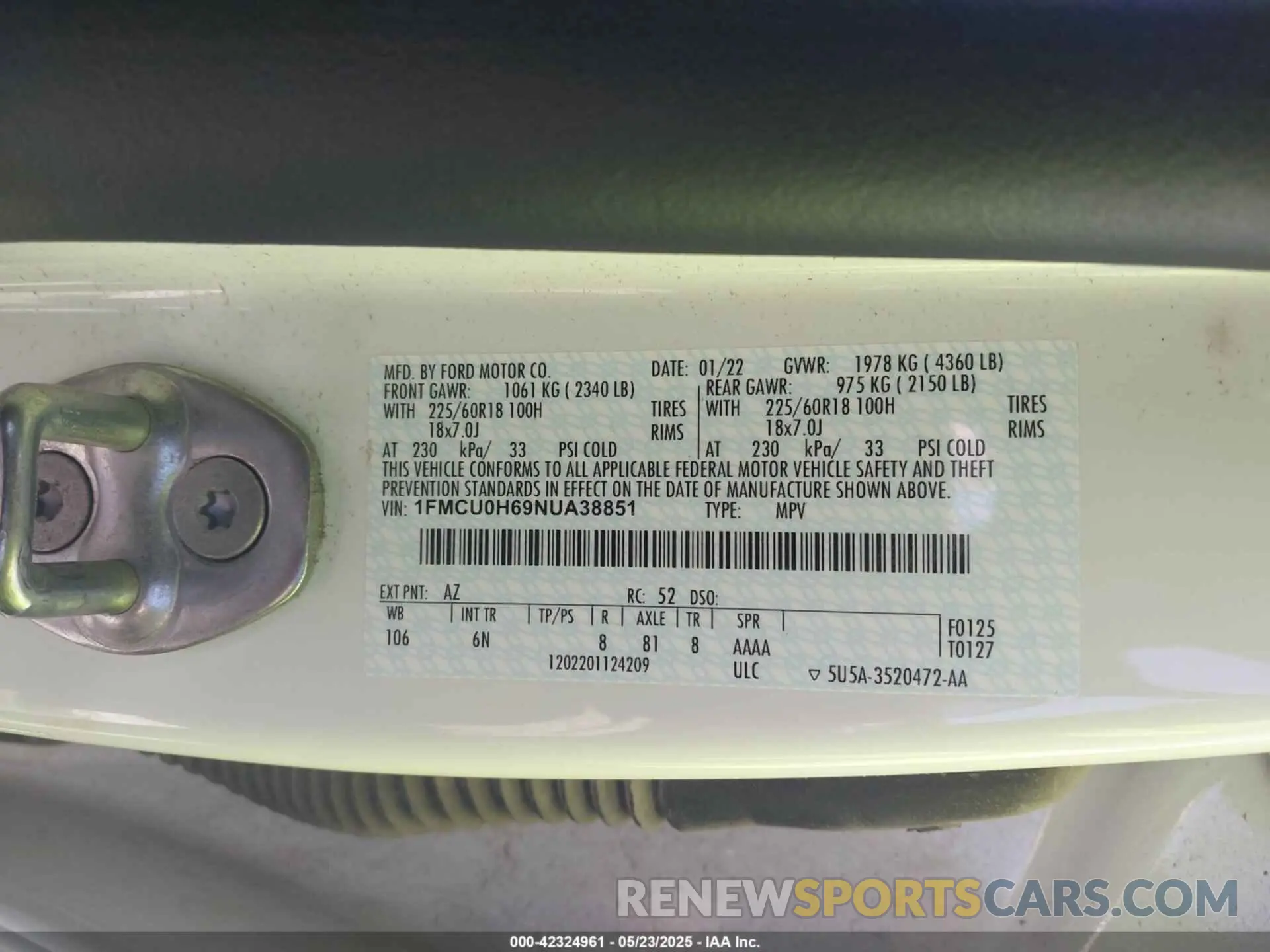 9 Фотография поврежденного автомобиля 1FMCU0H69NUA38851 FORD ESCAPE 2022