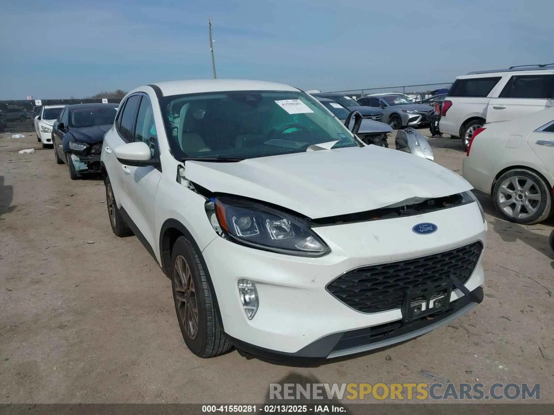 1 Фотография поврежденного автомобиля 1FMCU0H6XNUA06474 FORD ESCAPE 2022