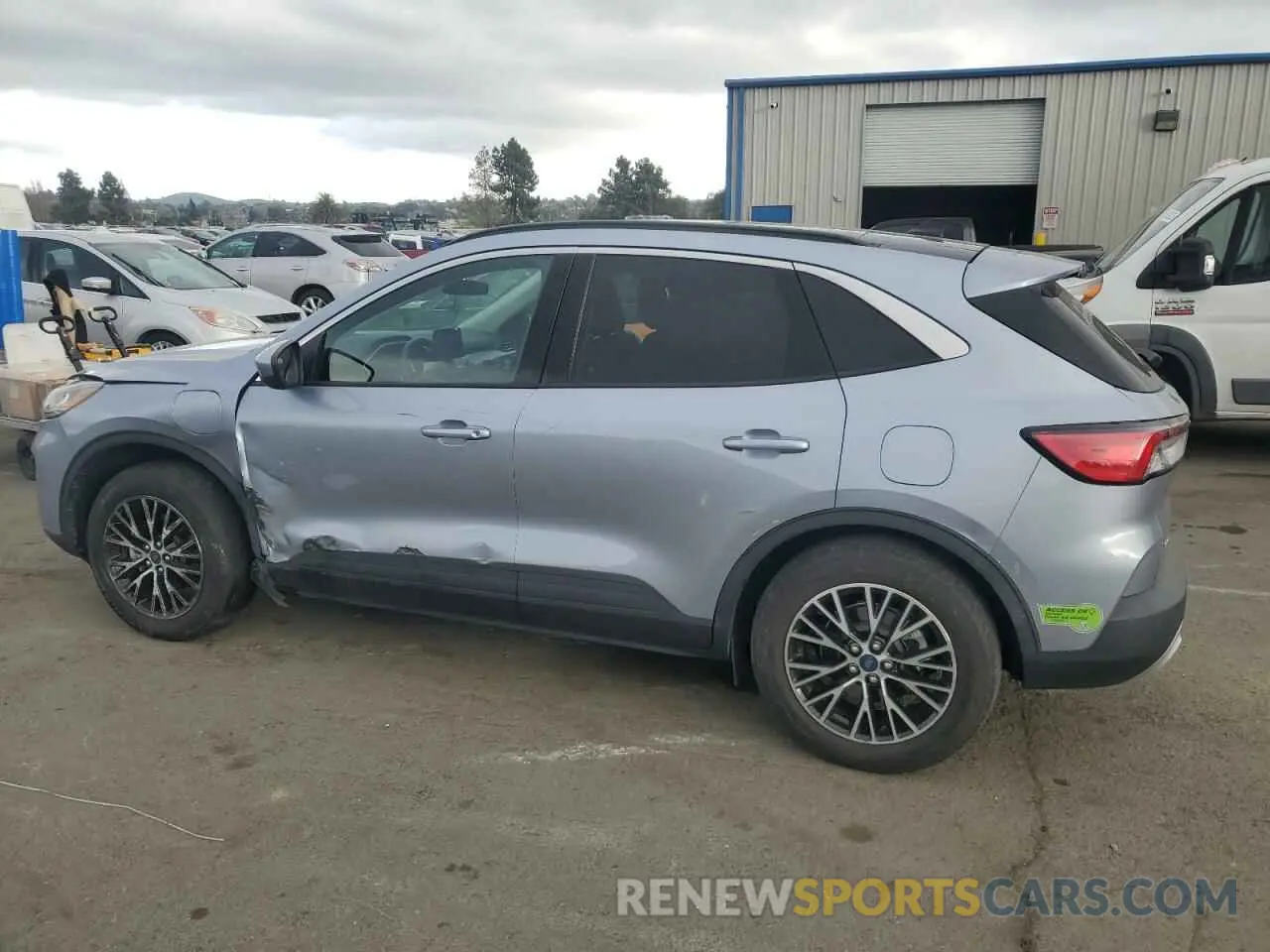2 Фотография поврежденного автомобиля 1FMCU0KZ0NUA24775 FORD ESCAPE 2022
