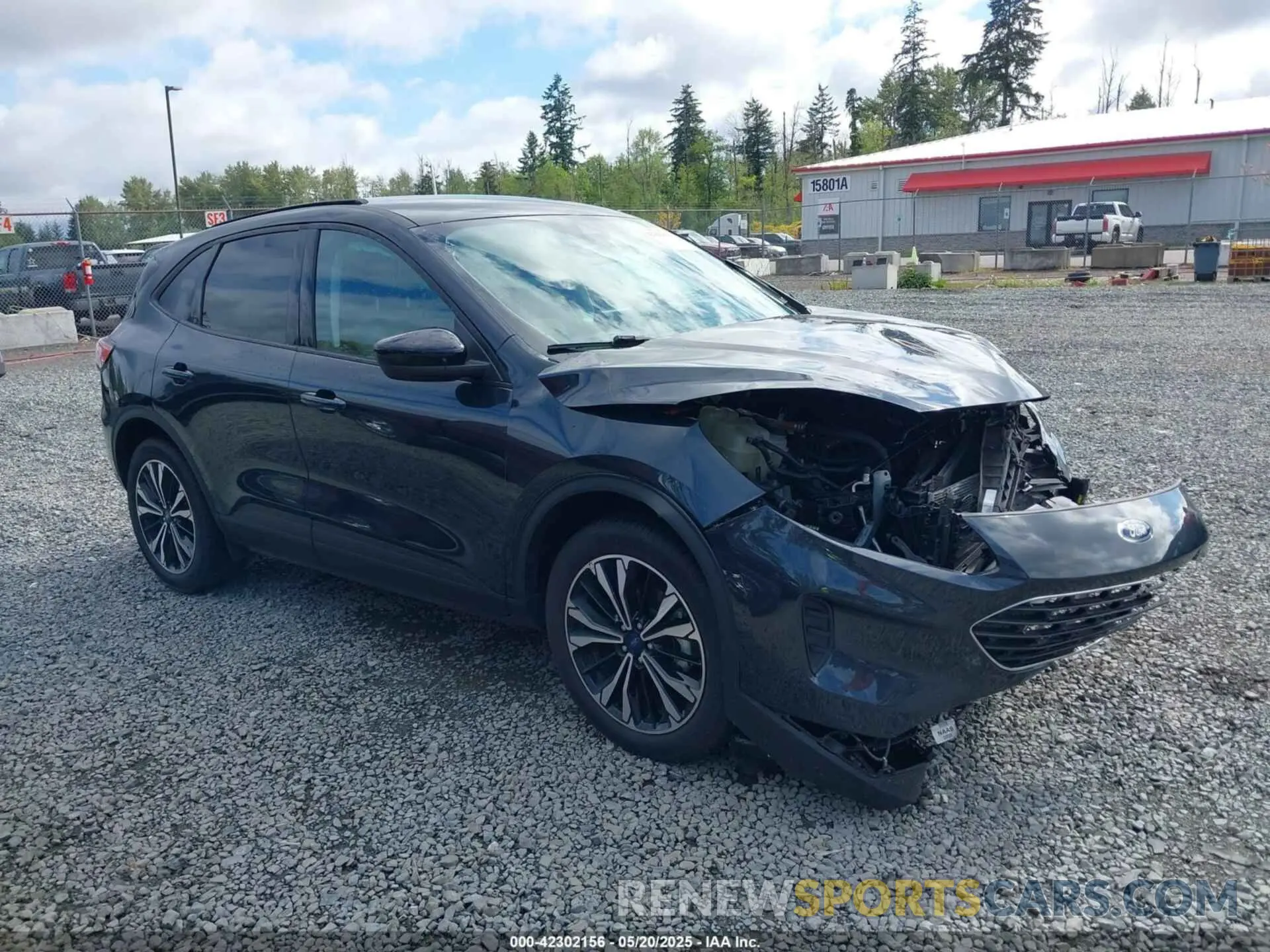 1 Photograph of a damaged car 1FMCU9BZ5NUA06681 FORD ESCAPE 2022