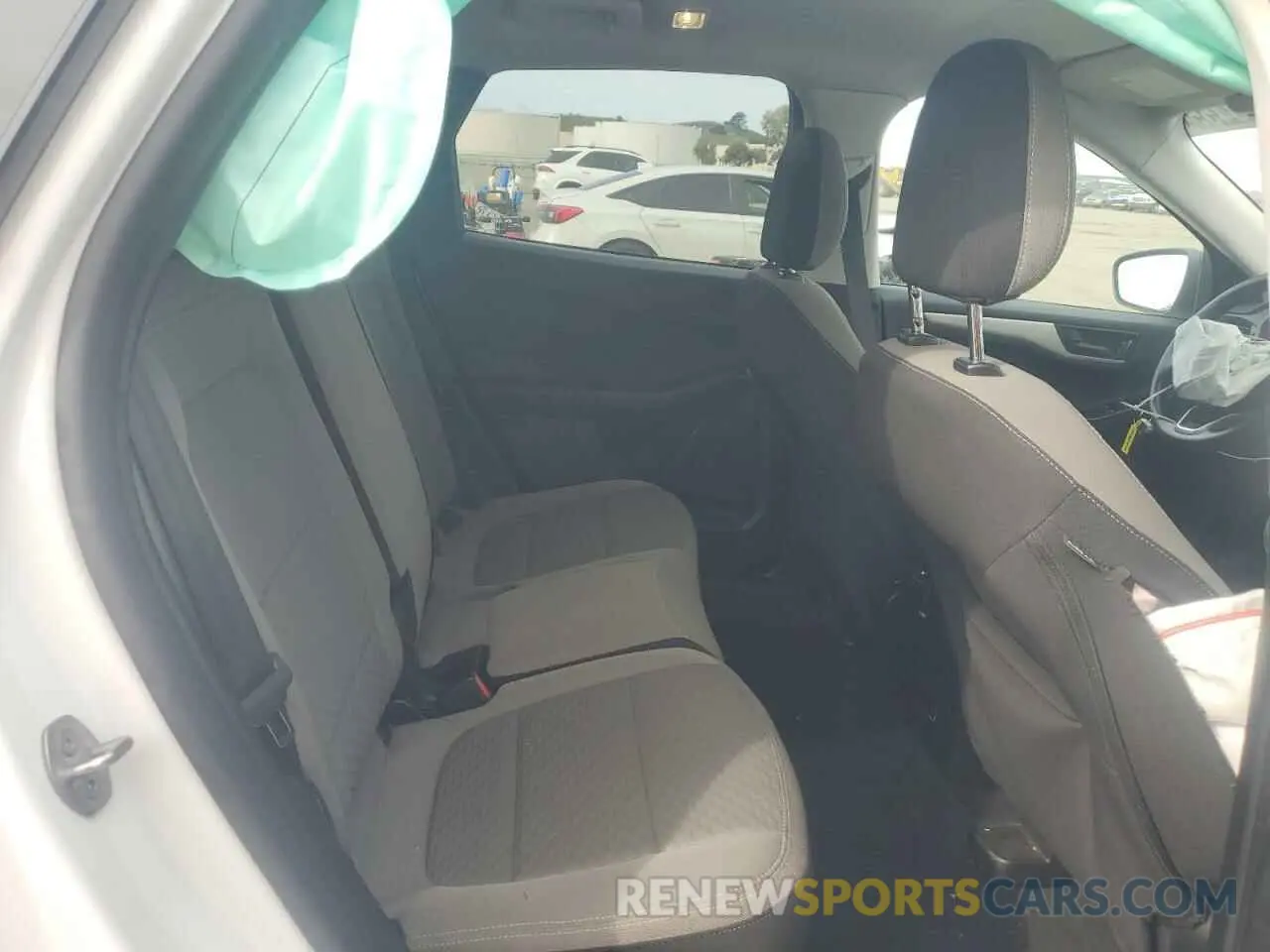 10 Photograph of a damaged car 1FMCU9BZ6NUA24879 FORD ESCAPE 2022