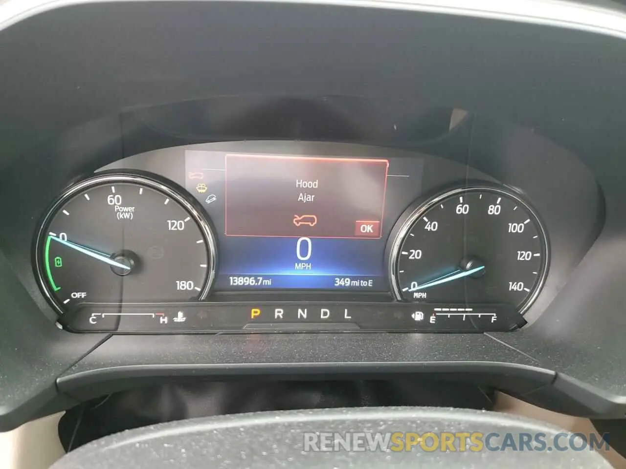 9 Фотография поврежденного автомобиля 1FMCU9CZ4NUB12120 FORD ESCAPE 2022