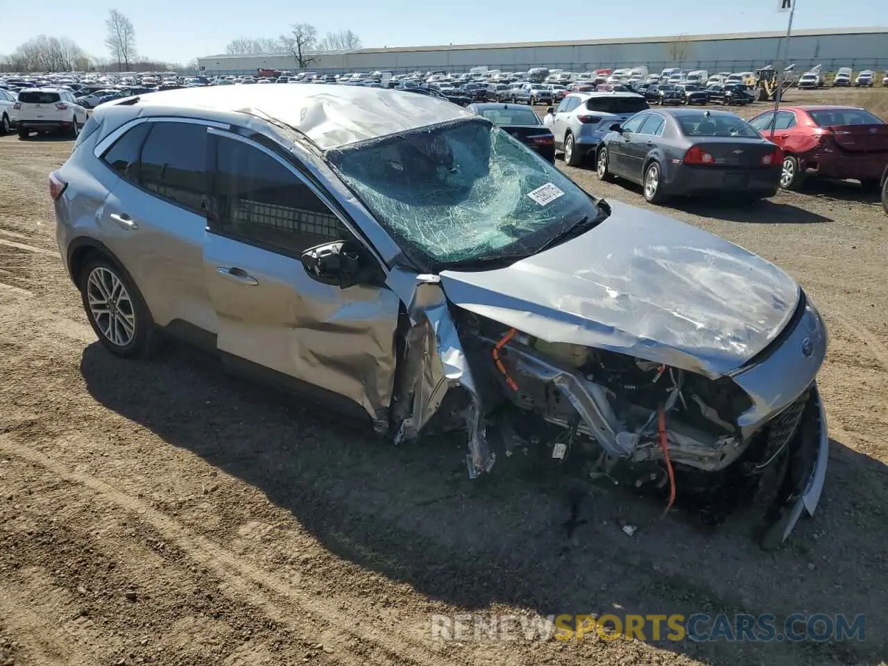 4 Фотография поврежденного автомобиля 1FMCU9CZ6NUA35699 FORD ESCAPE 2022