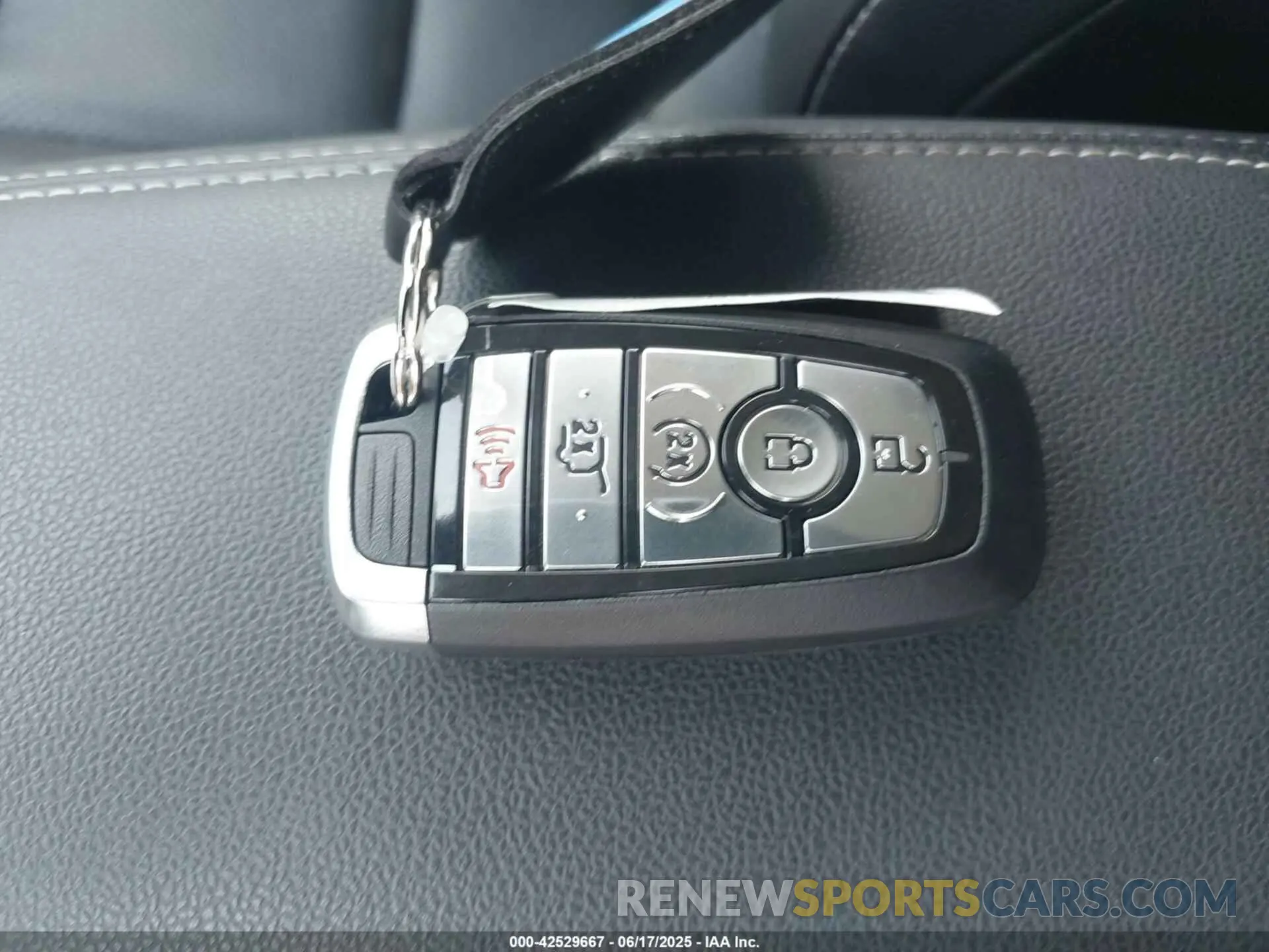 11 Photograph of a damaged car 1FMCU9CZ9NUB22867 FORD ESCAPE 2022