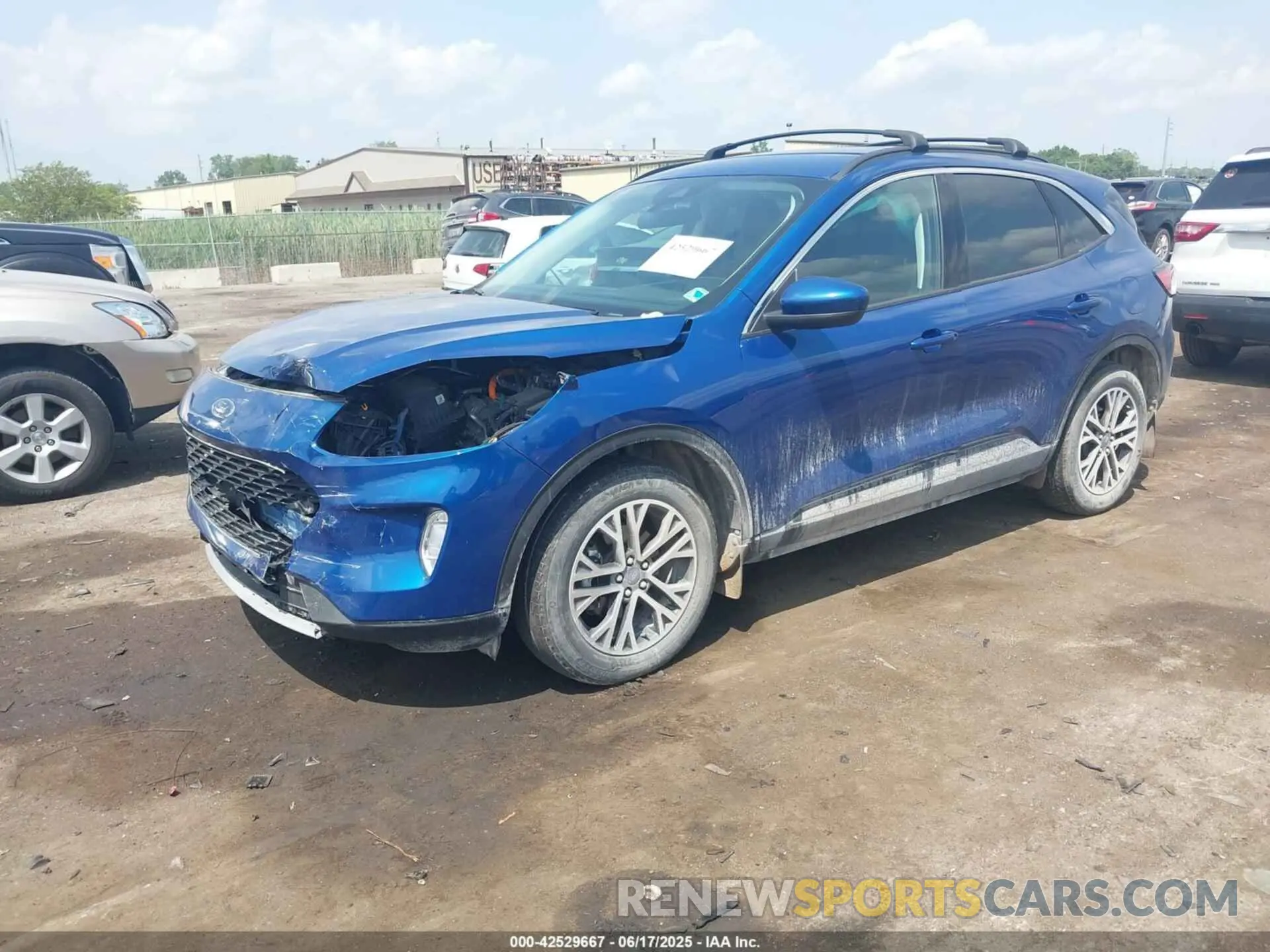 2 Photograph of a damaged car 1FMCU9CZ9NUB22867 FORD ESCAPE 2022