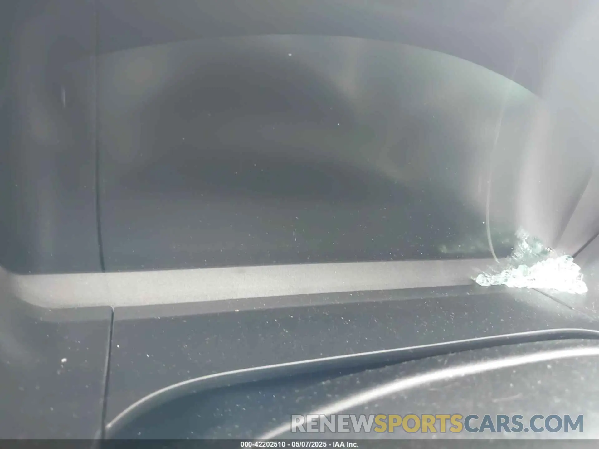 7 Photograph of a damaged car 1FMCU9DZ1NUA34474 FORD ESCAPE 2022