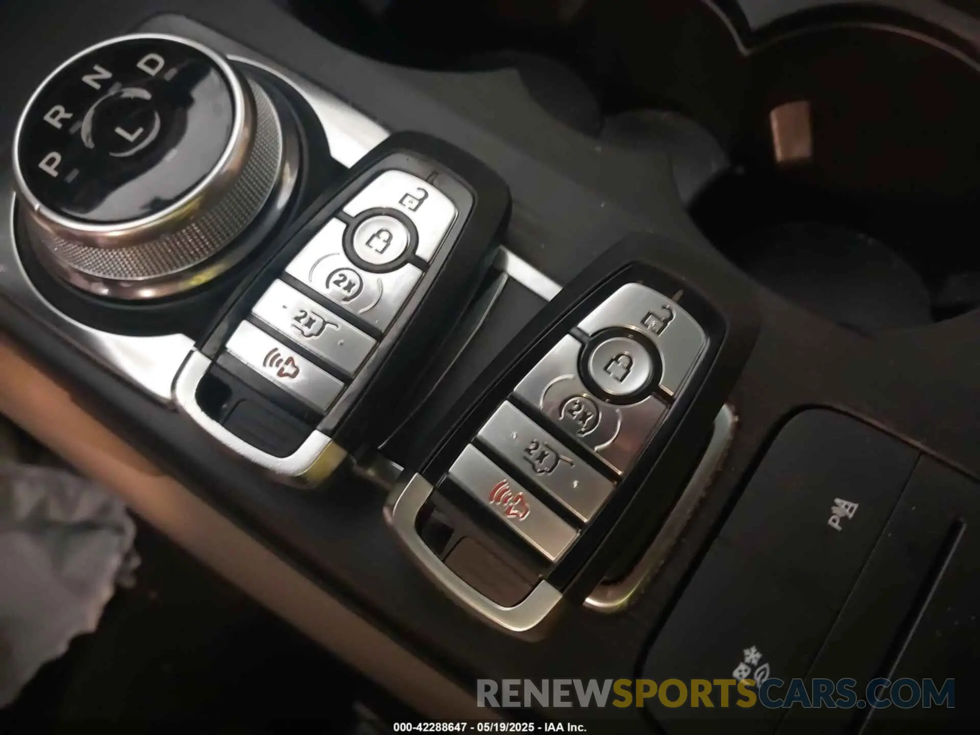 11 Фотография поврежденного автомобиля 1FMCU9DZ9NUA38627 FORD ESCAPE 2022