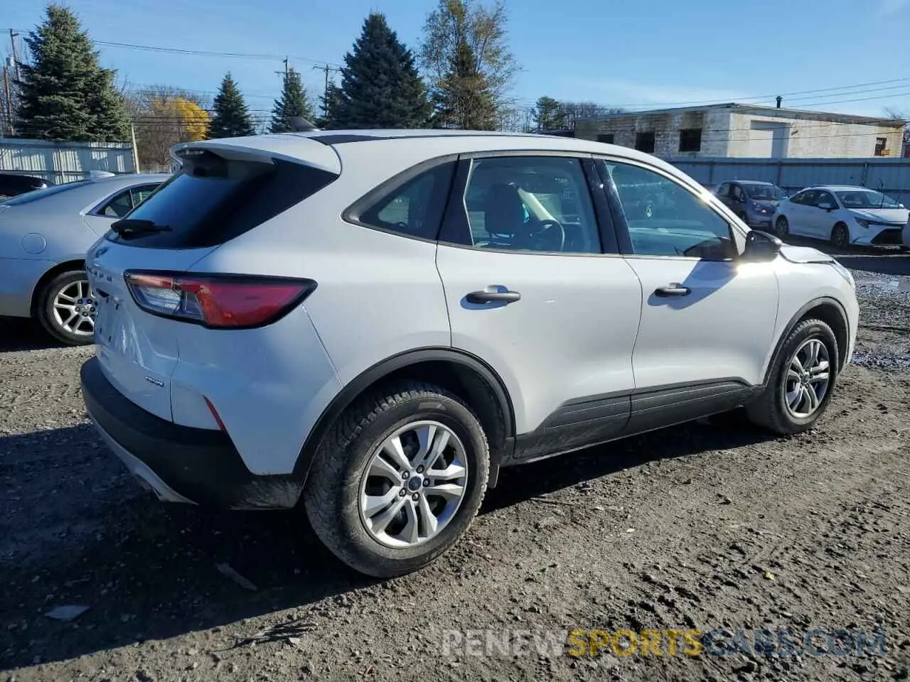 3 Фотография поврежденного автомобиля 1FMCU9F69NUA93016 FORD ESCAPE 2022