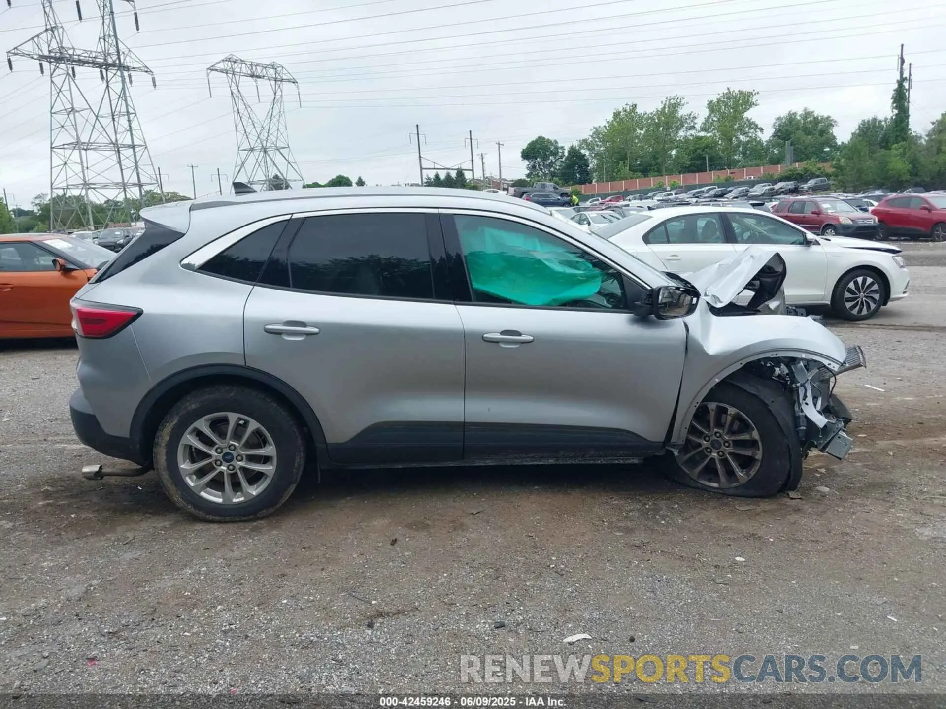 13 Фотография поврежденного автомобиля 1FMCU9G60NUA45967 FORD ESCAPE 2022