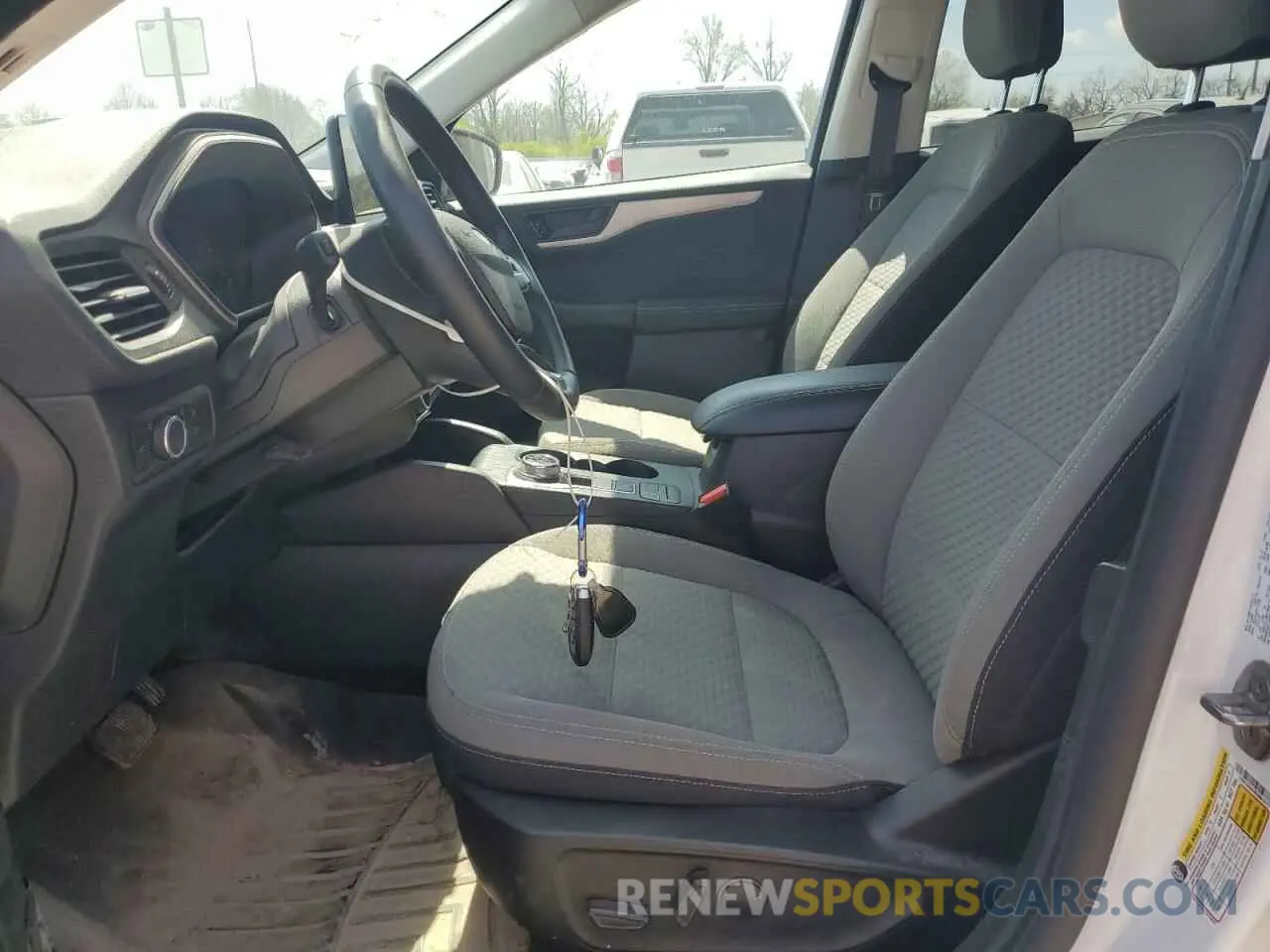 7 Photograph of a damaged car 1FMCU9G60NUB61072 FORD ESCAPE 2022