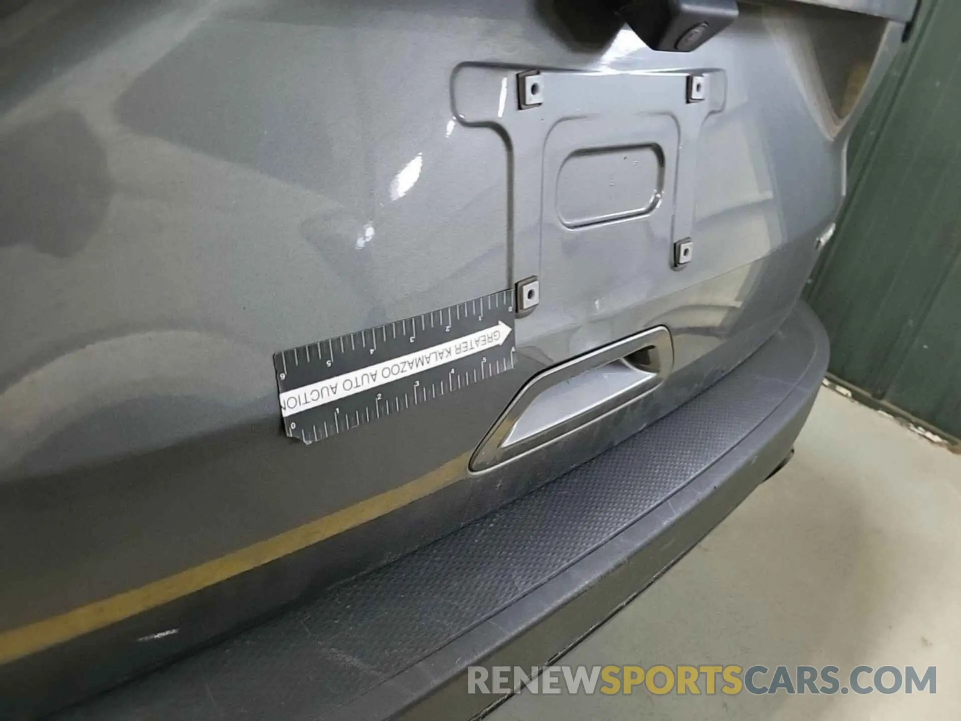23 Photograph of a damaged car 1FMCU9G61NUA34699 FORD ESCAPE 2022