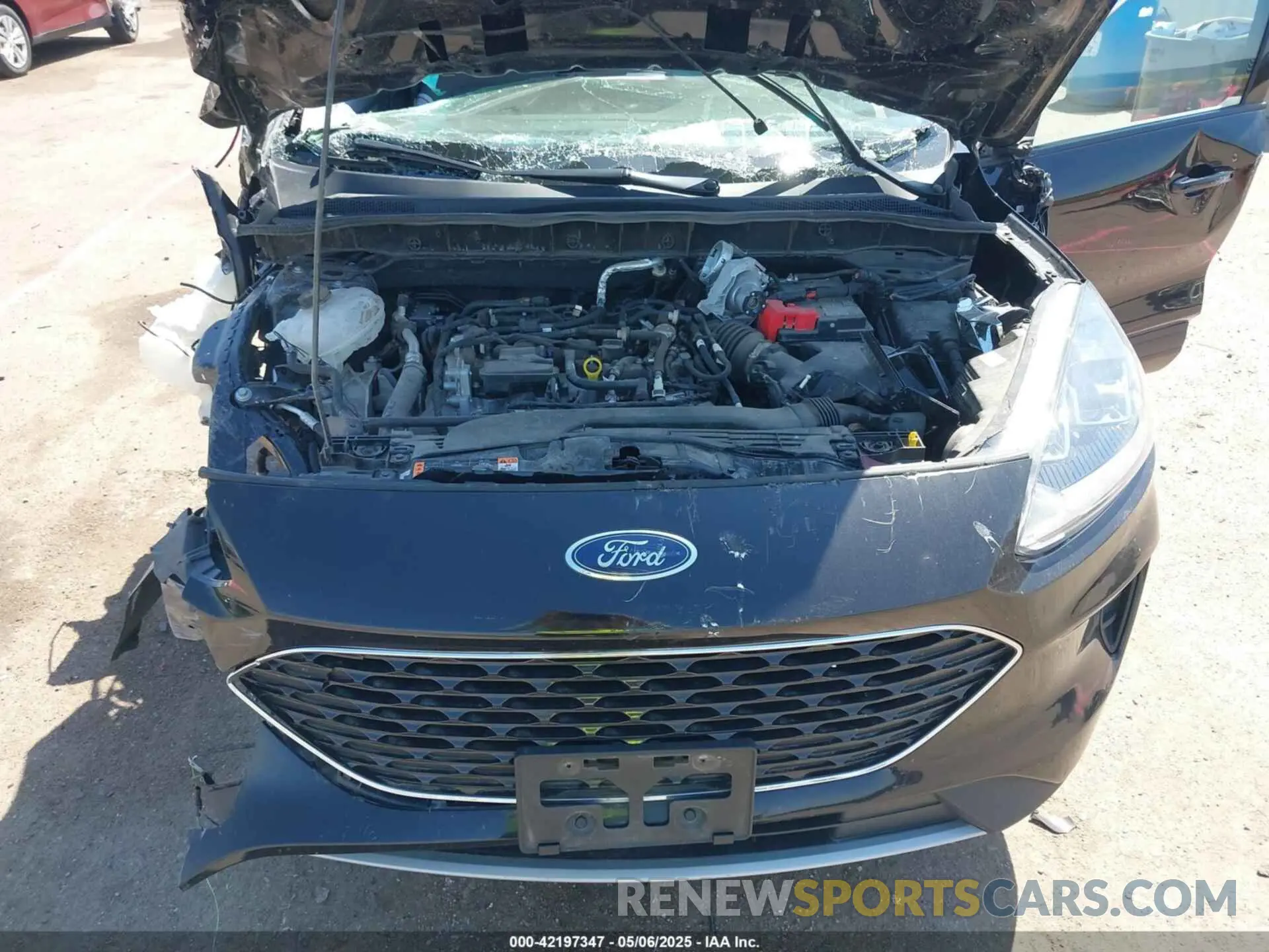 10 Фотография поврежденного автомобиля 1FMCU9G61NUA84261 FORD ESCAPE 2022