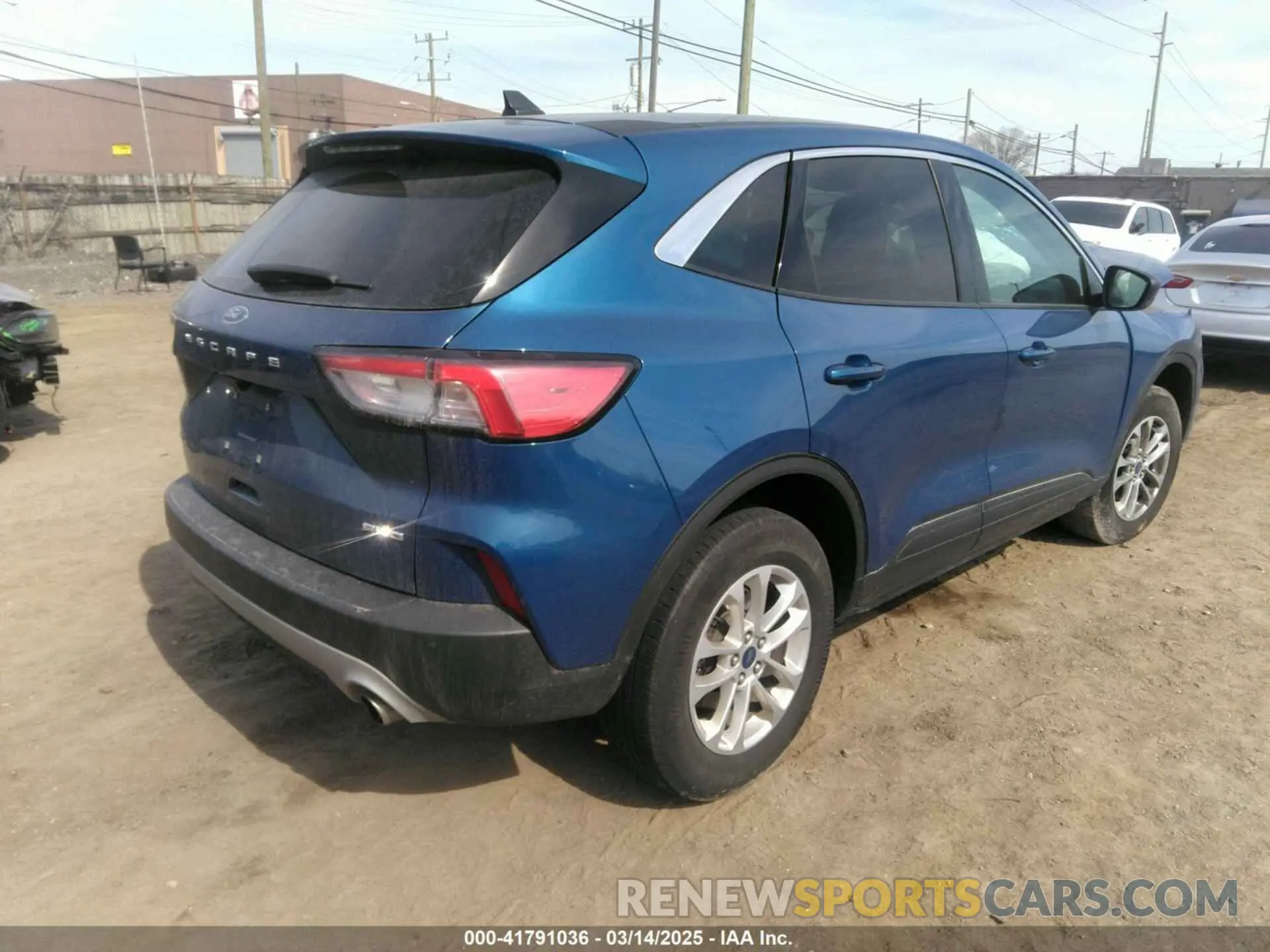 4 Photograph of a damaged car 1FMCU9G61NUA91016 FORD ESCAPE 2022