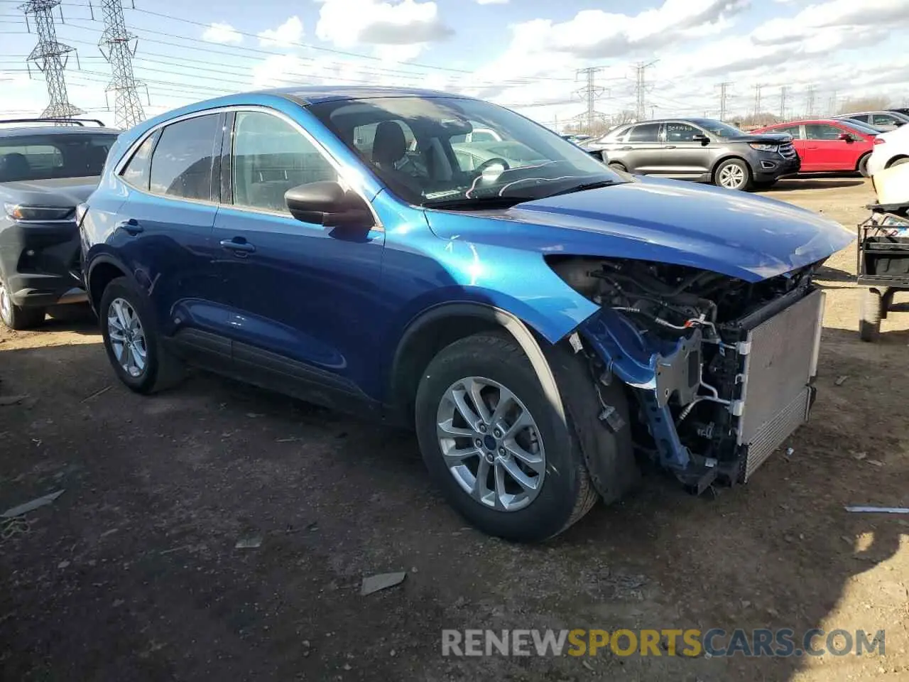 4 Фотография поврежденного автомобиля 1FMCU9G61NUB22605 FORD ESCAPE 2022