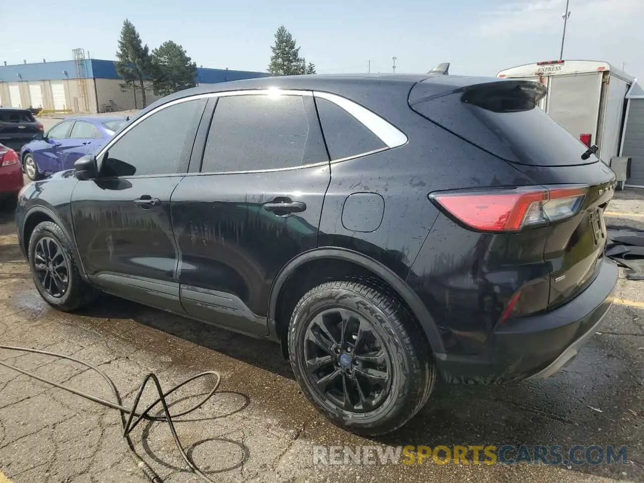 2 Фотография поврежденного автомобиля 1FMCU9G61NUB69147 FORD ESCAPE 2022
