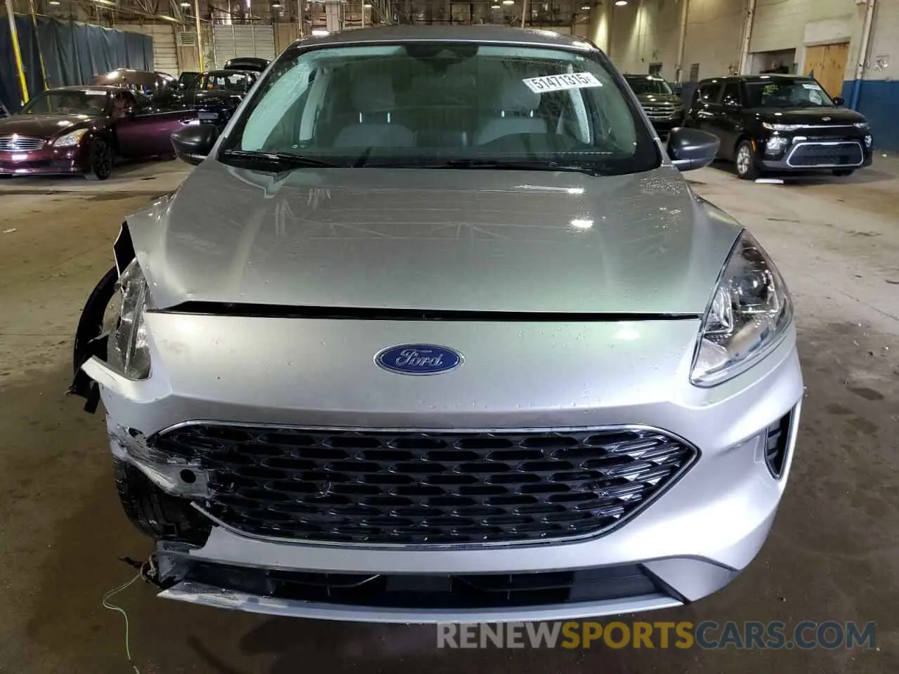 5 Photograph of a damaged car 1FMCU9G61NUB83498 FORD ESCAPE 2022
