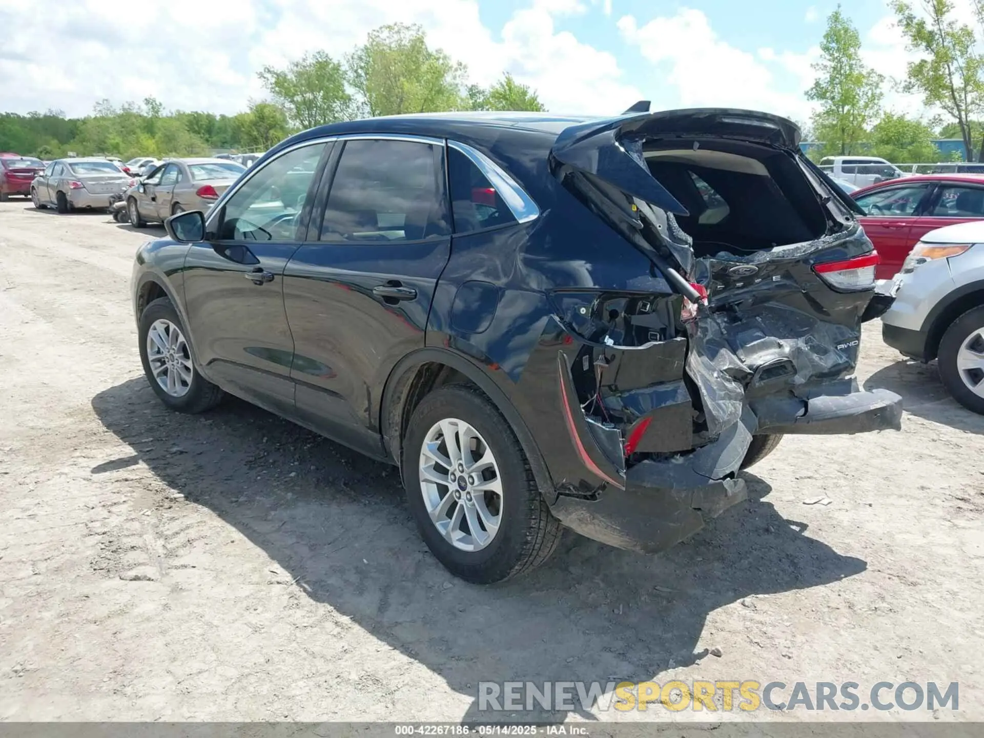 3 Photograph of a damaged car 1FMCU9G62NUA32931 FORD ESCAPE 2022