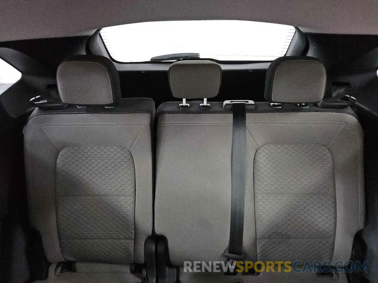 10 Фотография поврежденного автомобиля 1FMCU9G62NUA69932 FORD ESCAPE 2022