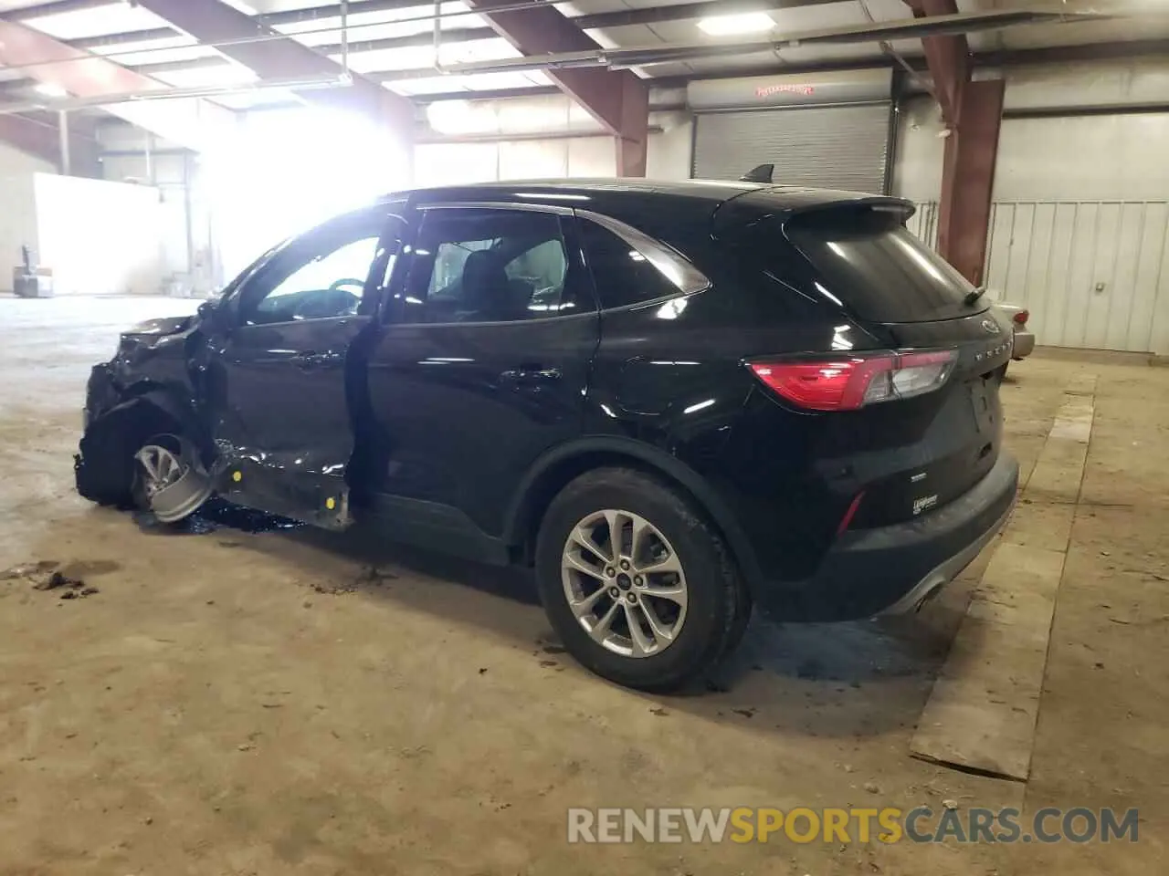 2 Photograph of a damaged car 1FMCU9G62NUB98205 FORD ESCAPE 2022