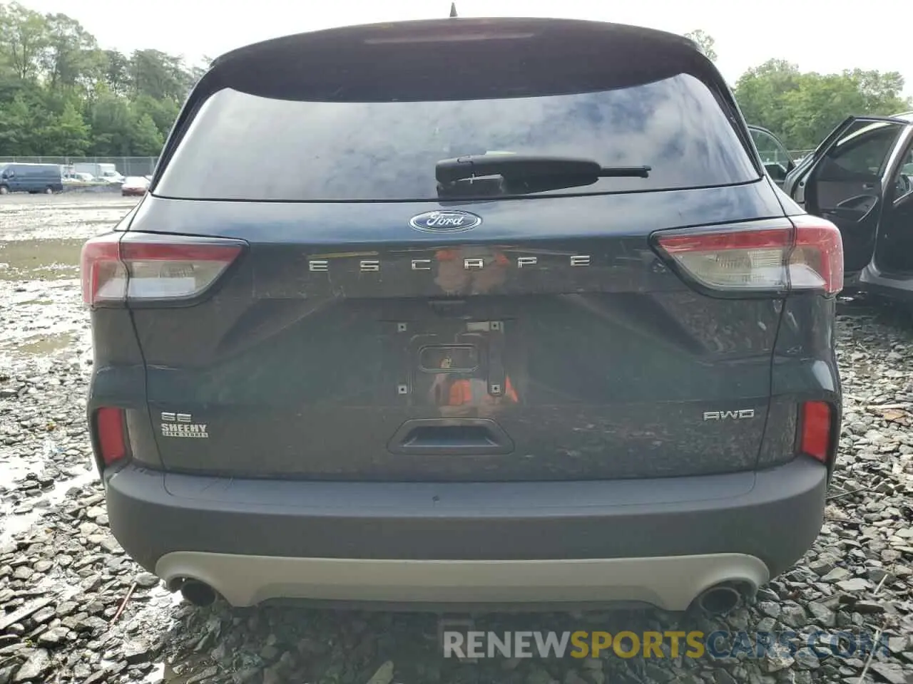 6 Photograph of a damaged car 1FMCU9G63NUA40715 FORD ESCAPE 2022
