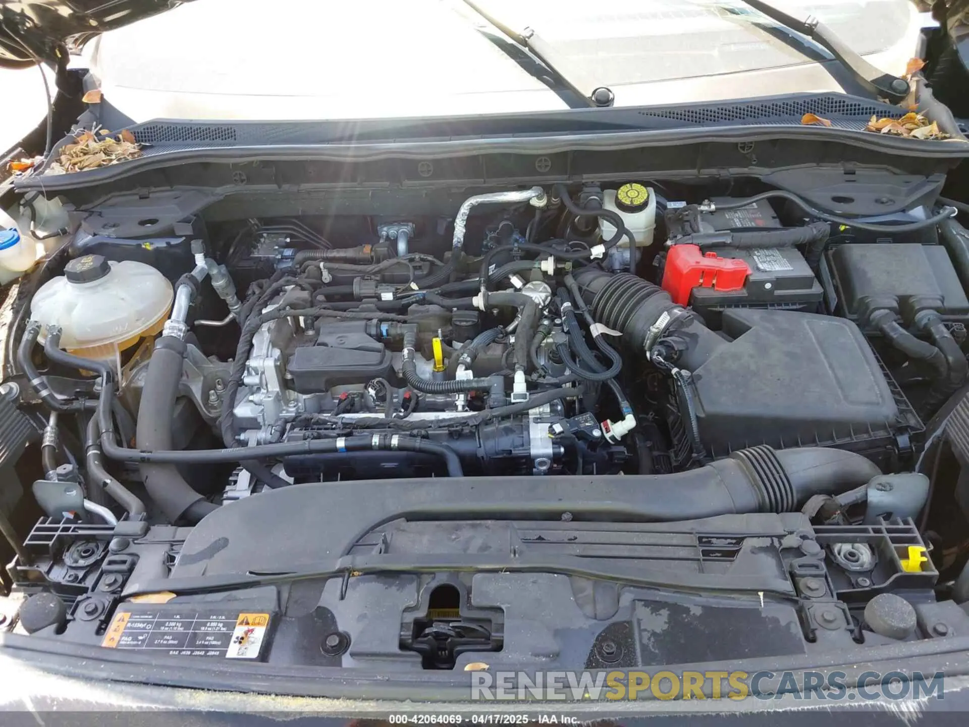 10 Фотография поврежденного автомобиля 1FMCU9G63NUB37820 FORD ESCAPE 2022