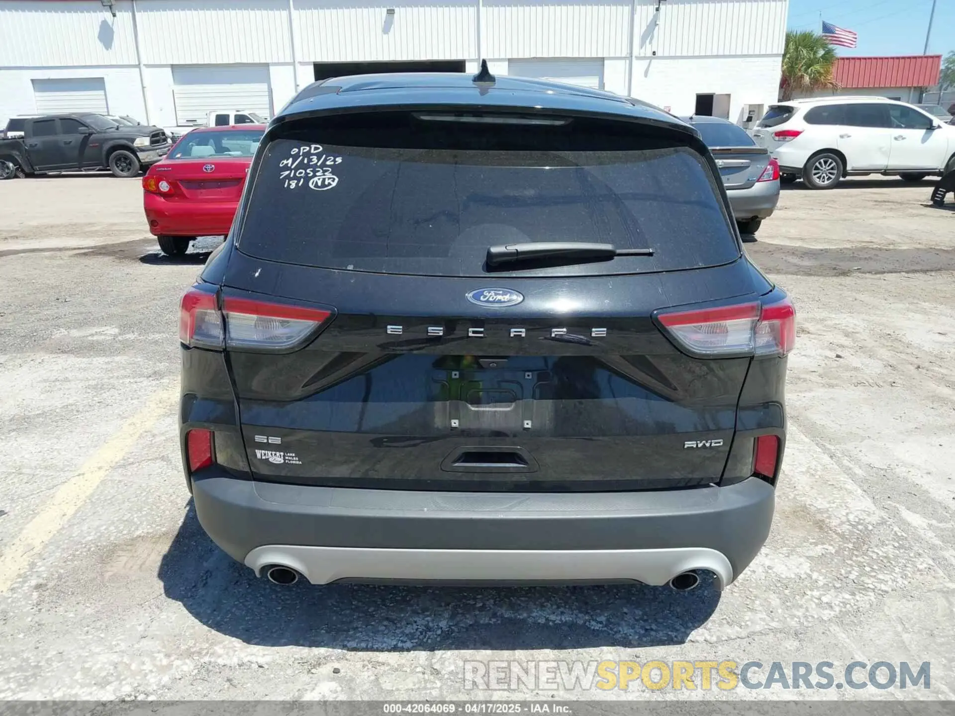 16 Фотография поврежденного автомобиля 1FMCU9G63NUB37820 FORD ESCAPE 2022