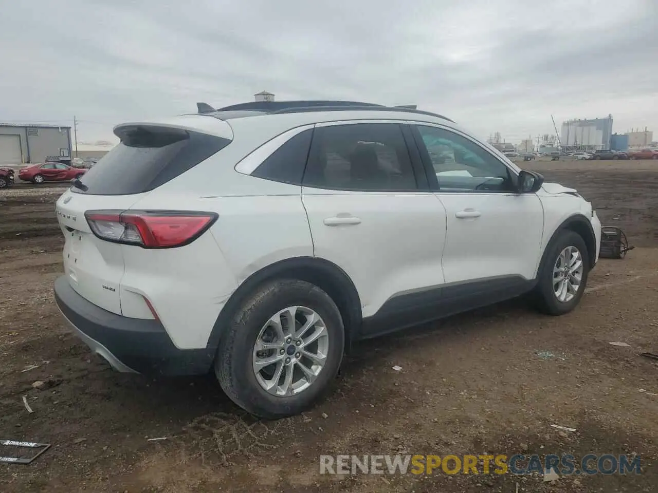 3 Фотография поврежденного автомобиля 1FMCU9G64NUA08212 FORD ESCAPE 2022