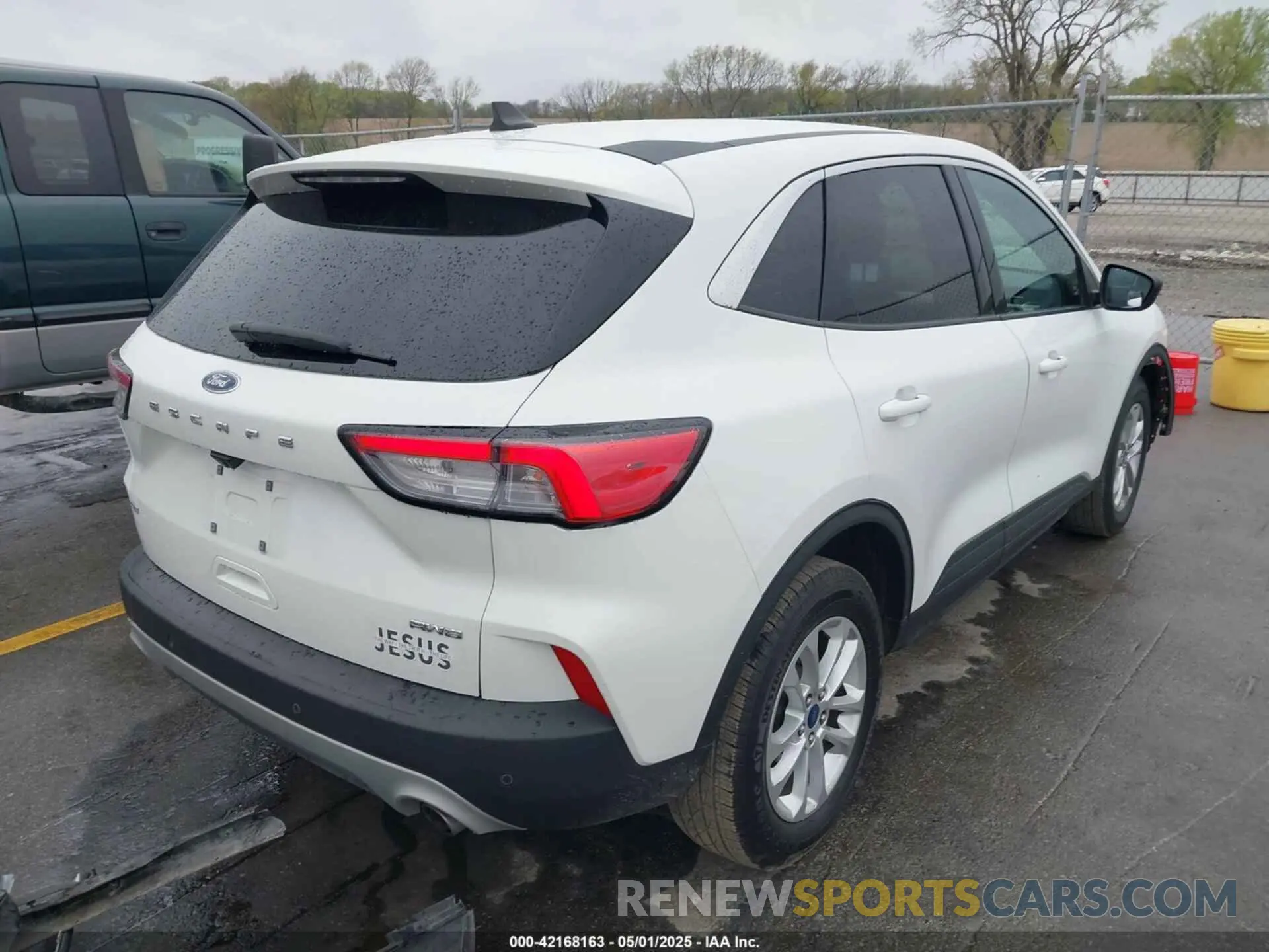 4 Фотография поврежденного автомобиля 1FMCU9G64NUA60732 FORD ESCAPE 2022