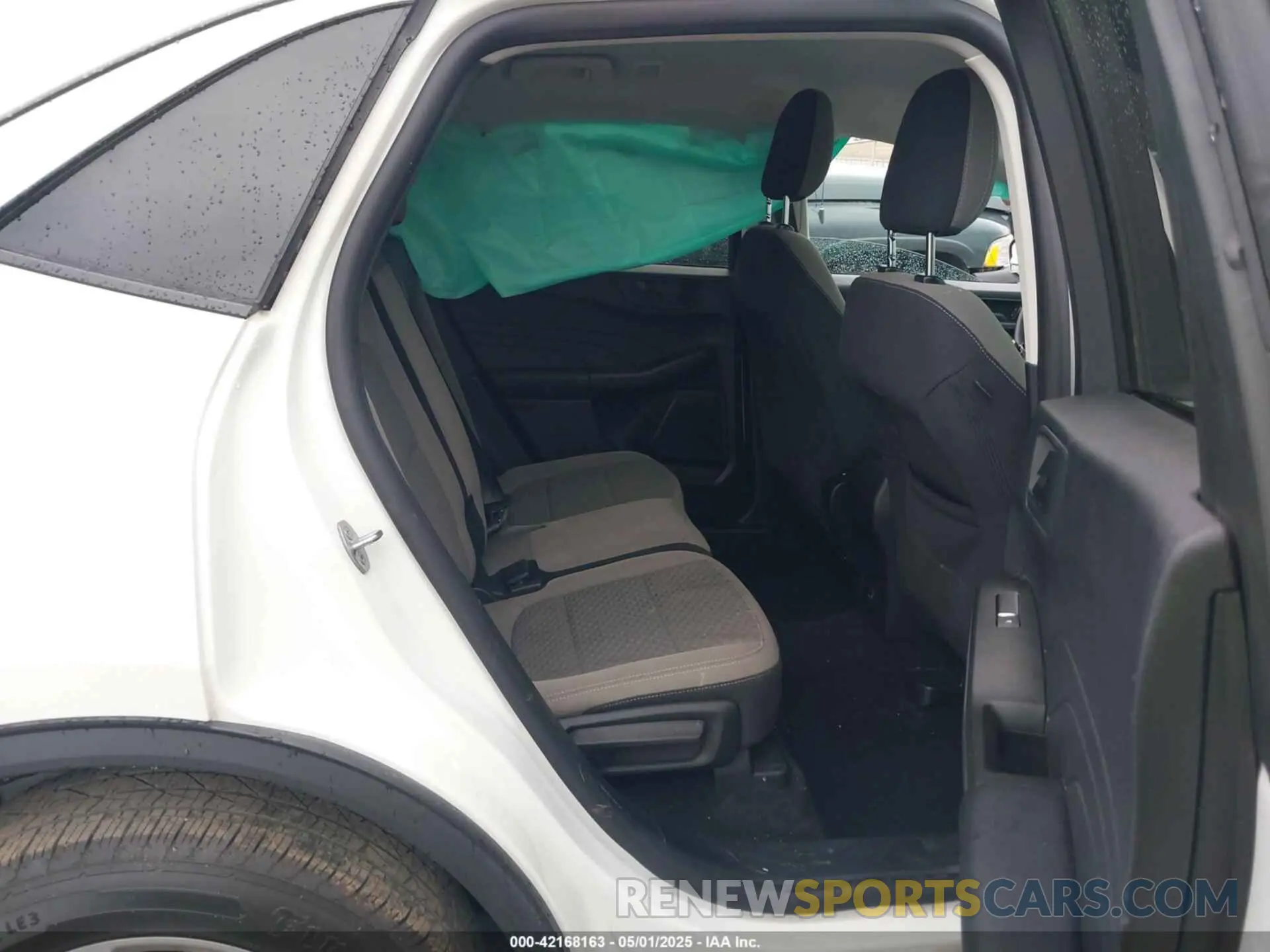 8 Фотография поврежденного автомобиля 1FMCU9G64NUA60732 FORD ESCAPE 2022