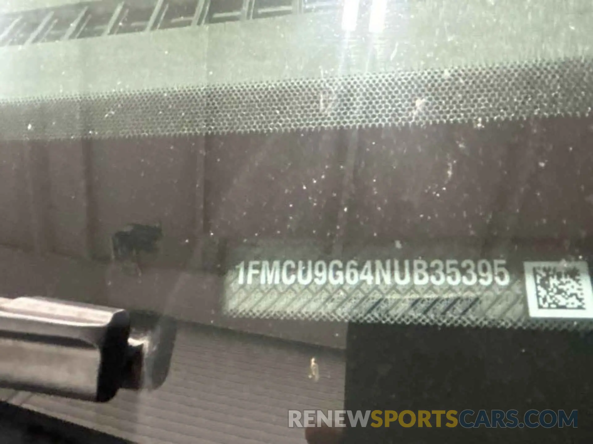 4 Фотография поврежденного автомобиля 1FMCU9G64NUB35395 FORD ESCAPE 2022